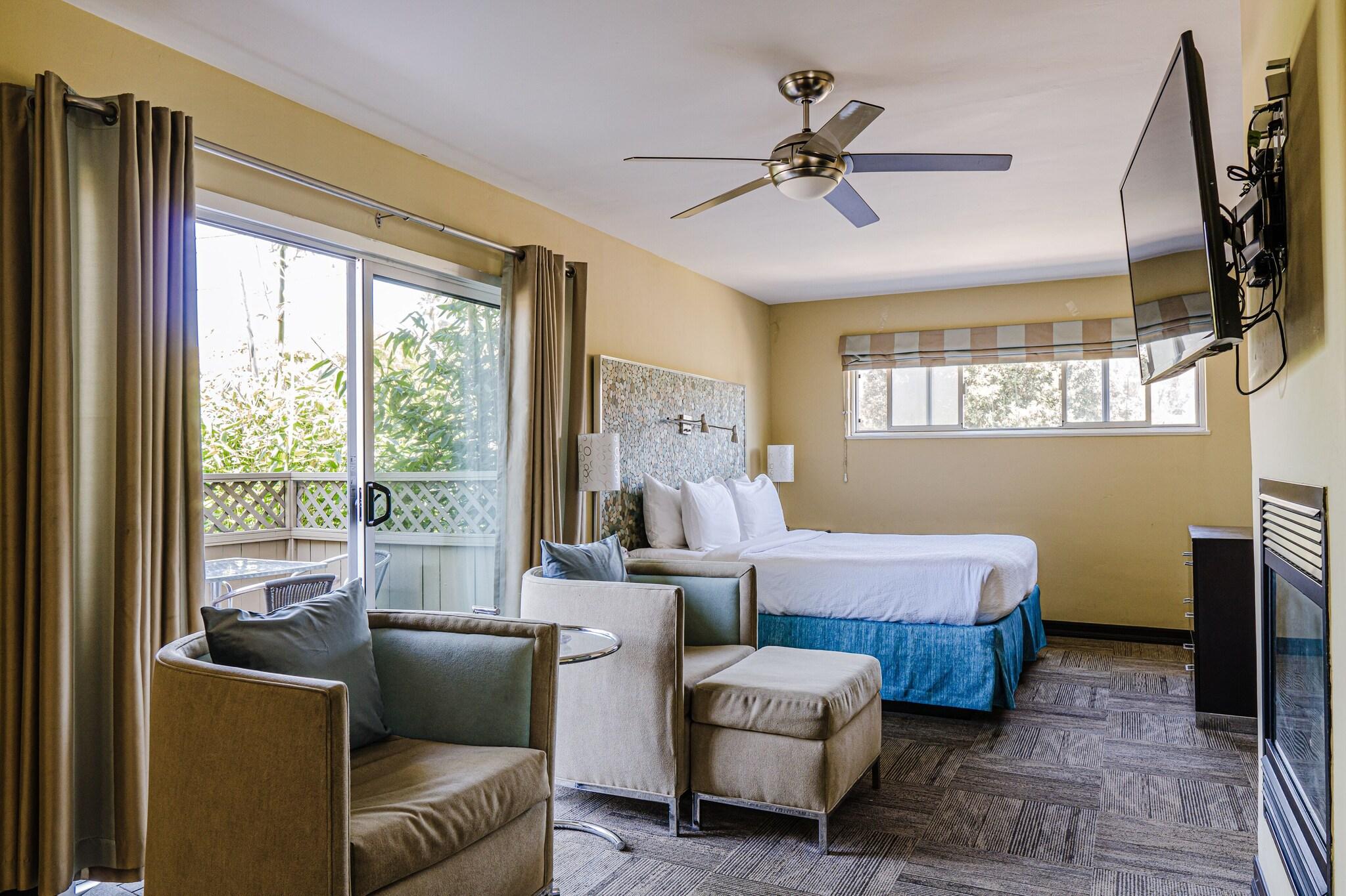 Studio with Kitchenette