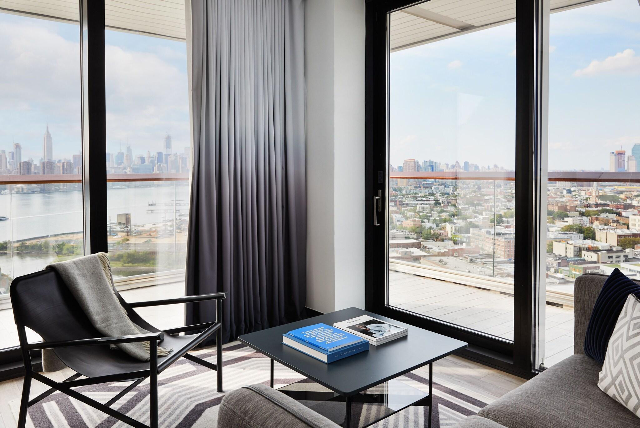 Suite Deluxe King Bed