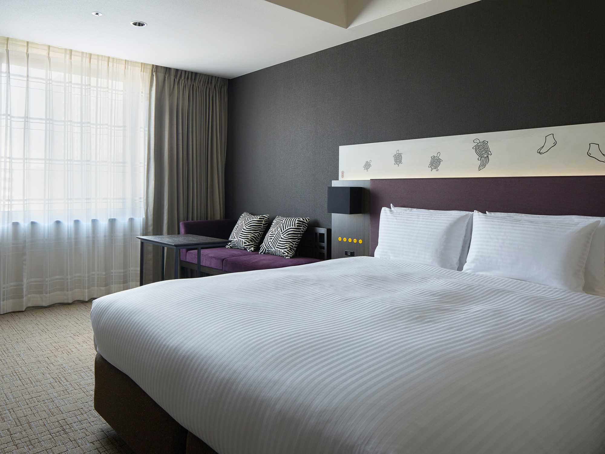 Double Queen Size Bed