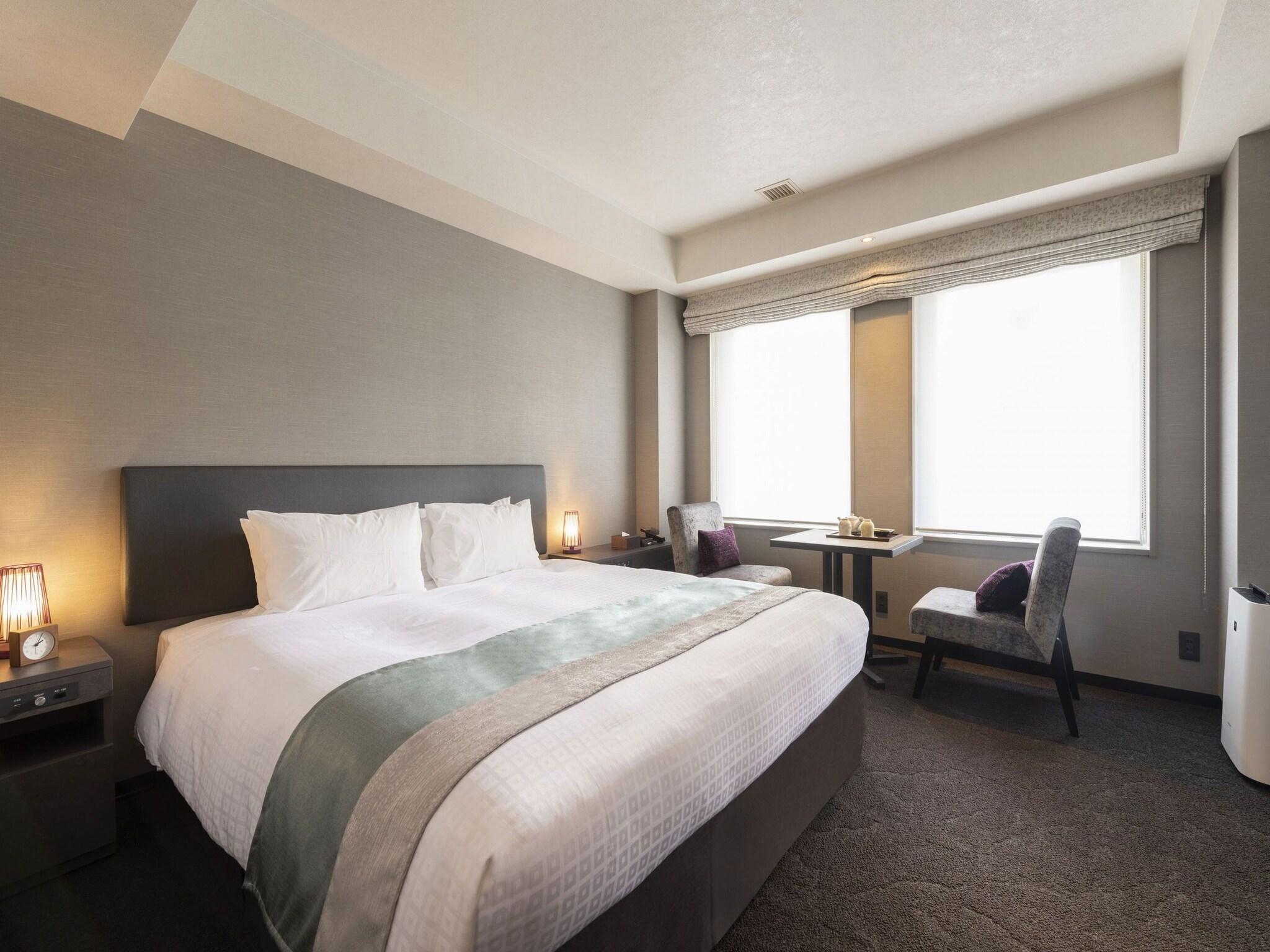 Double Queen Bed Non Smoking