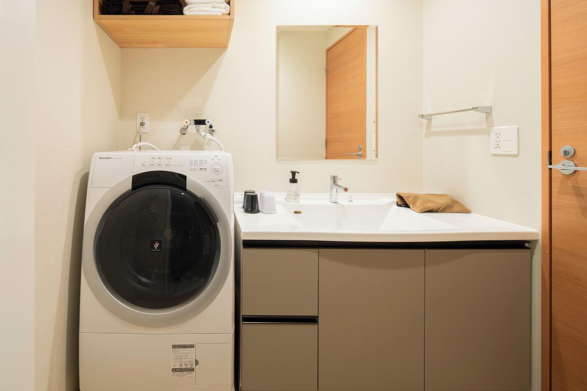 Family Room with Kitchenette