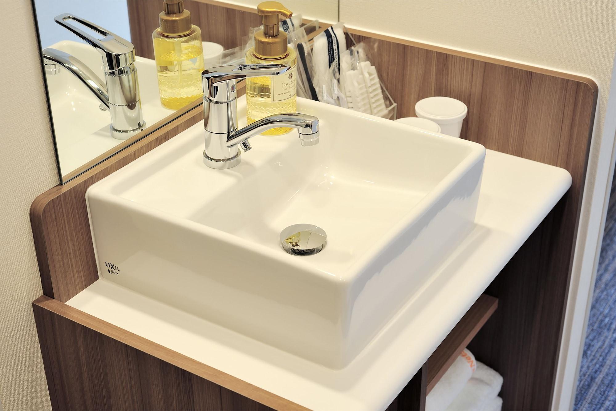 Twin Connecting Room