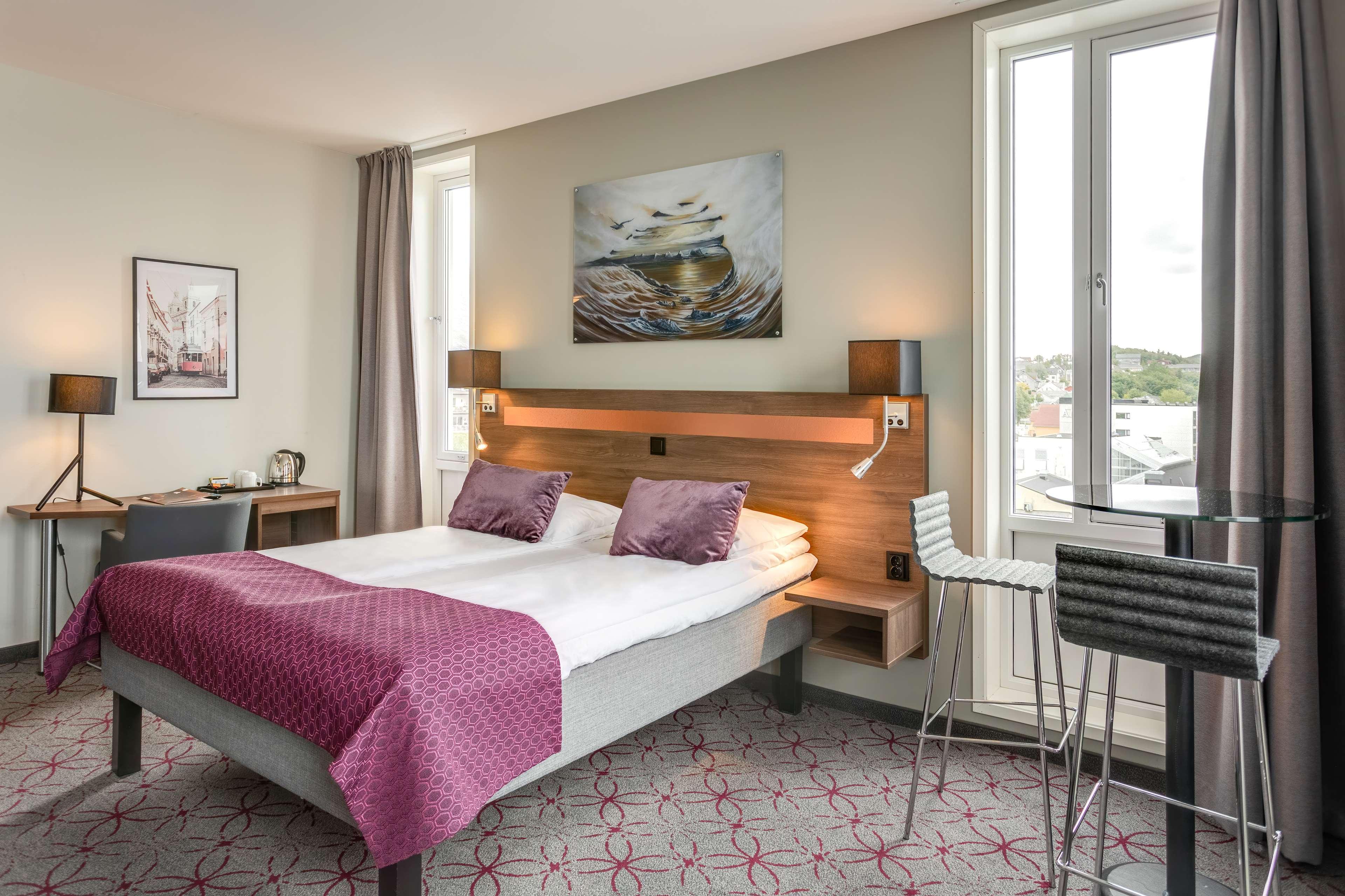 Double Single Superior