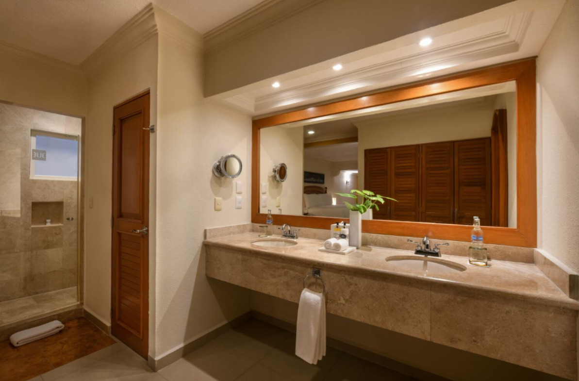 Junior Suite Premium Beach Front