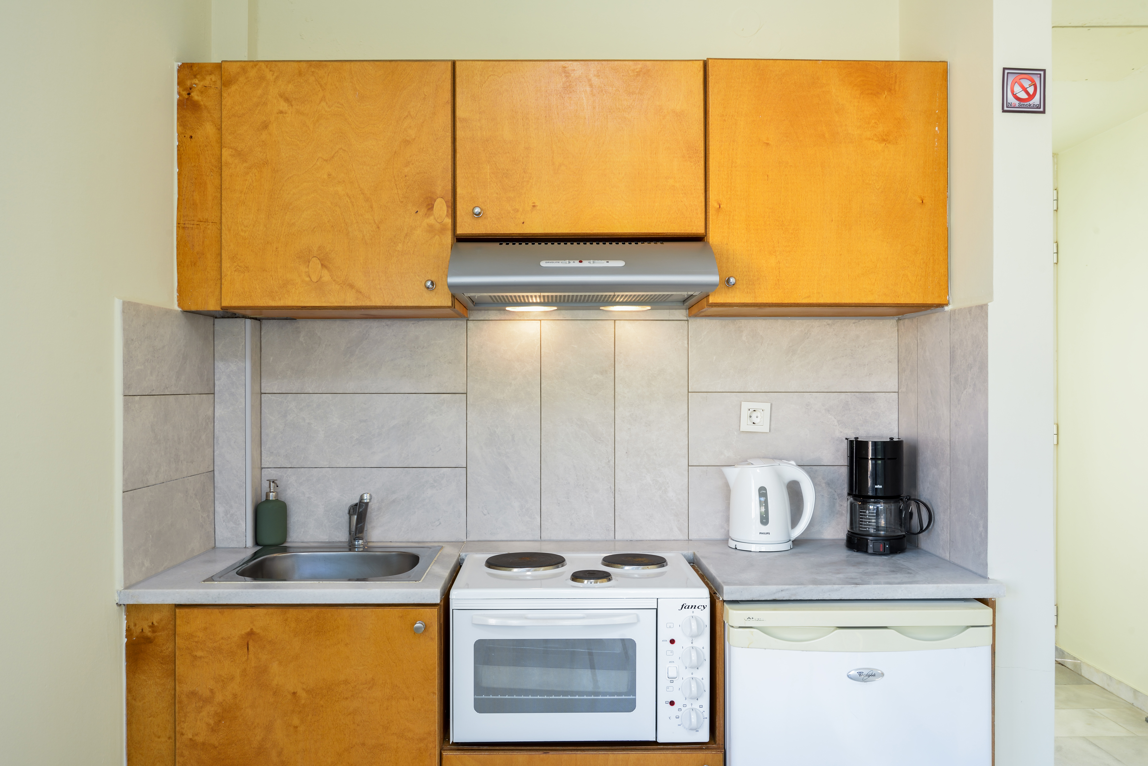 Studio Sea View Pool View