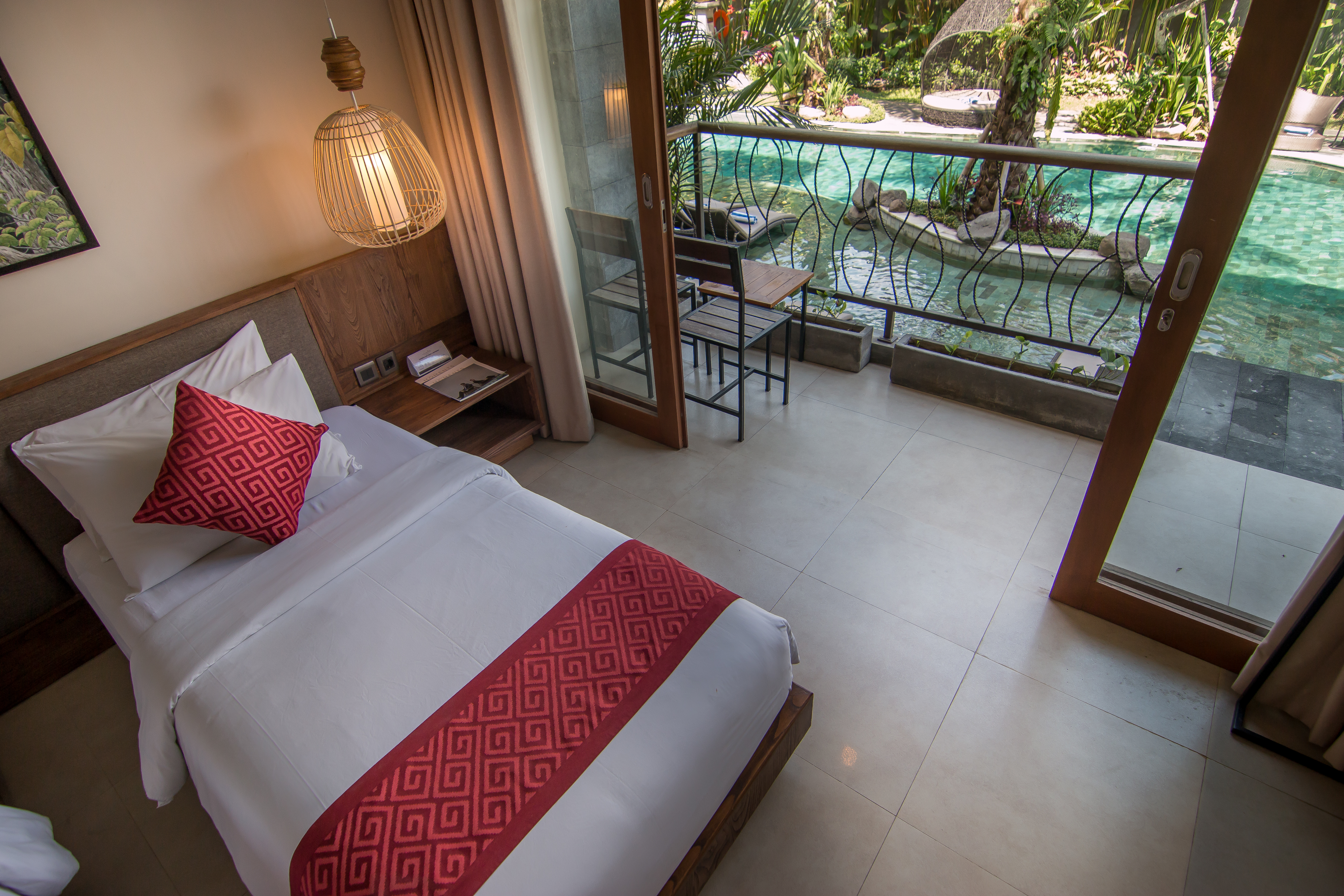 Double or Twin Superior