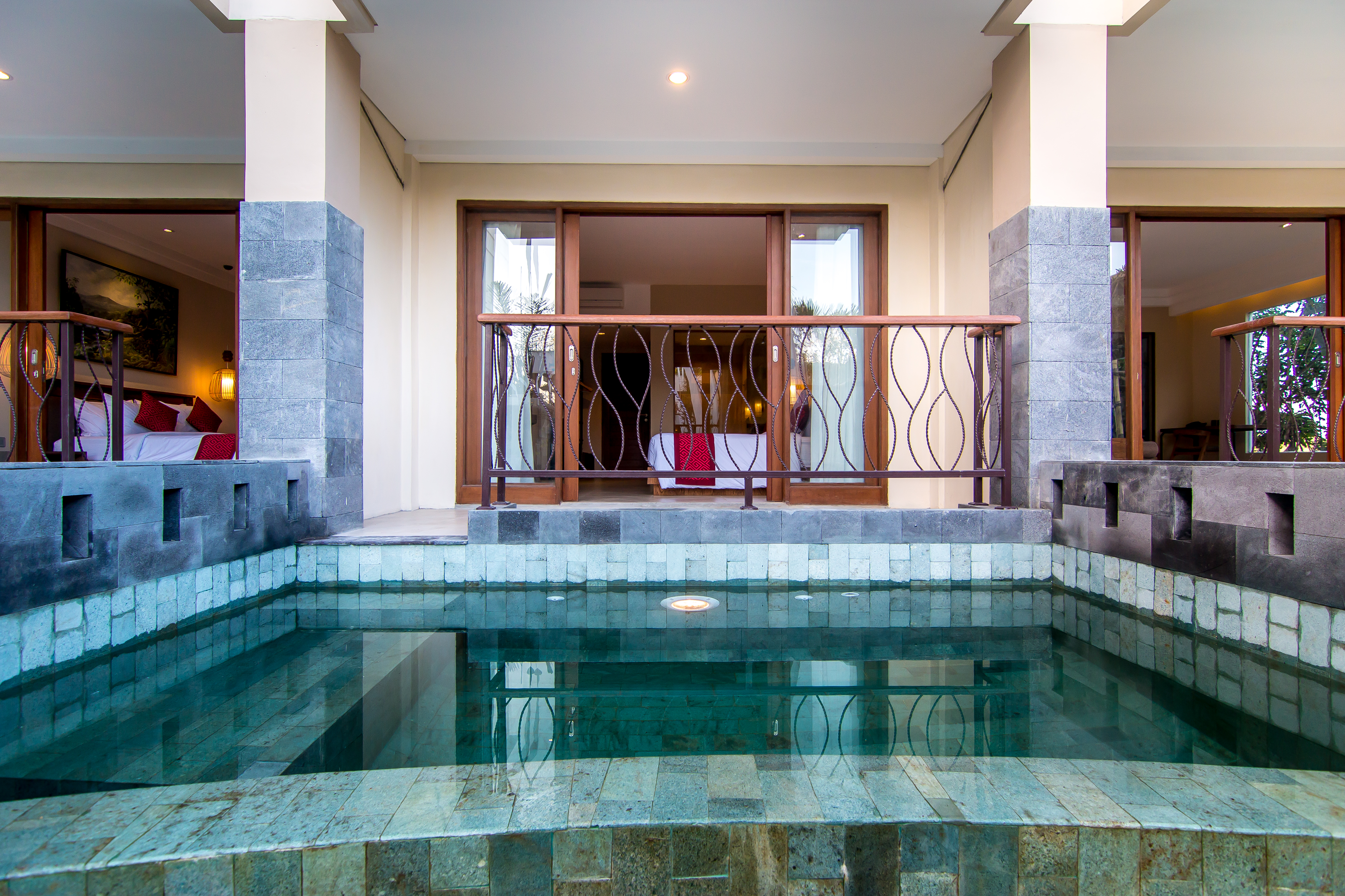 Double or Twin with Private Pool