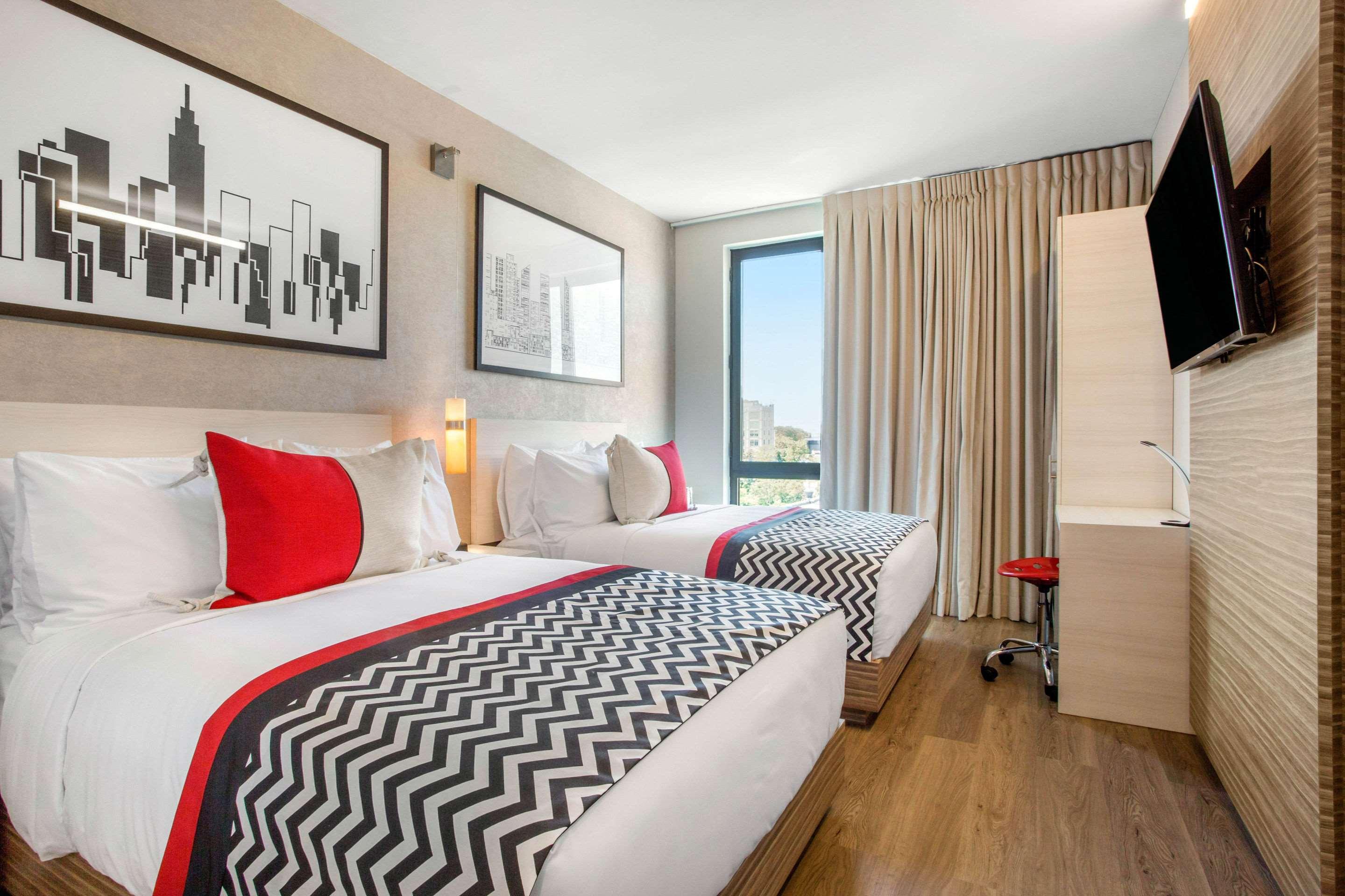 Quadruple Two Double Beds