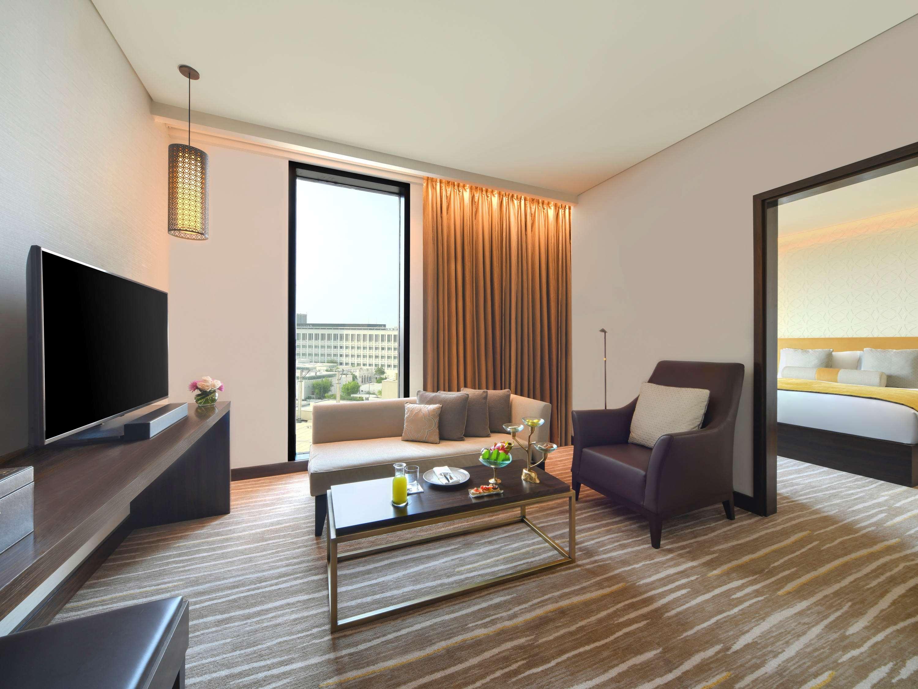 Suite Deluxe King Bed