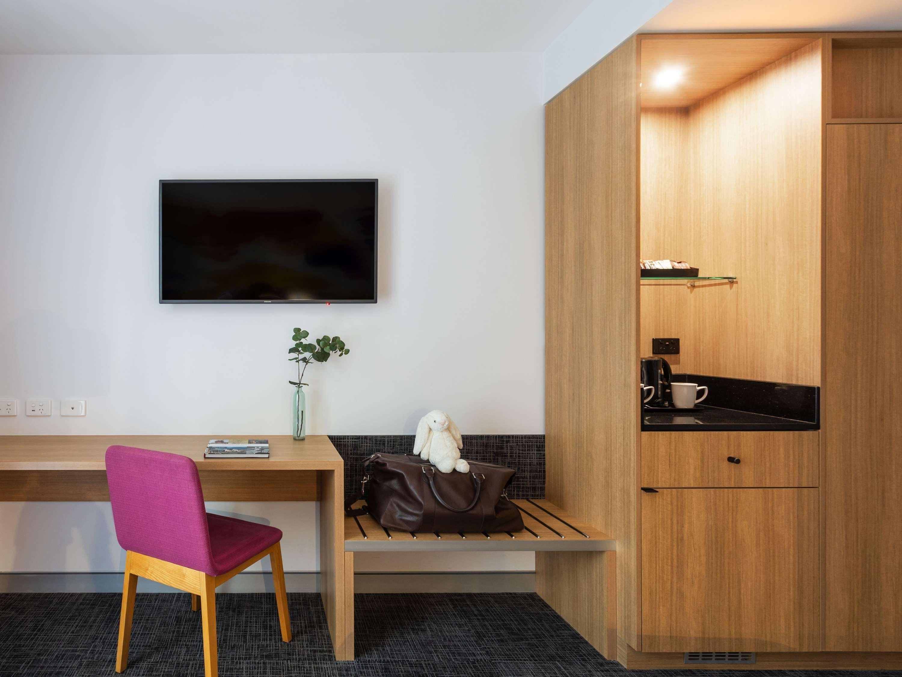 Double Accessible-queen Size Bed