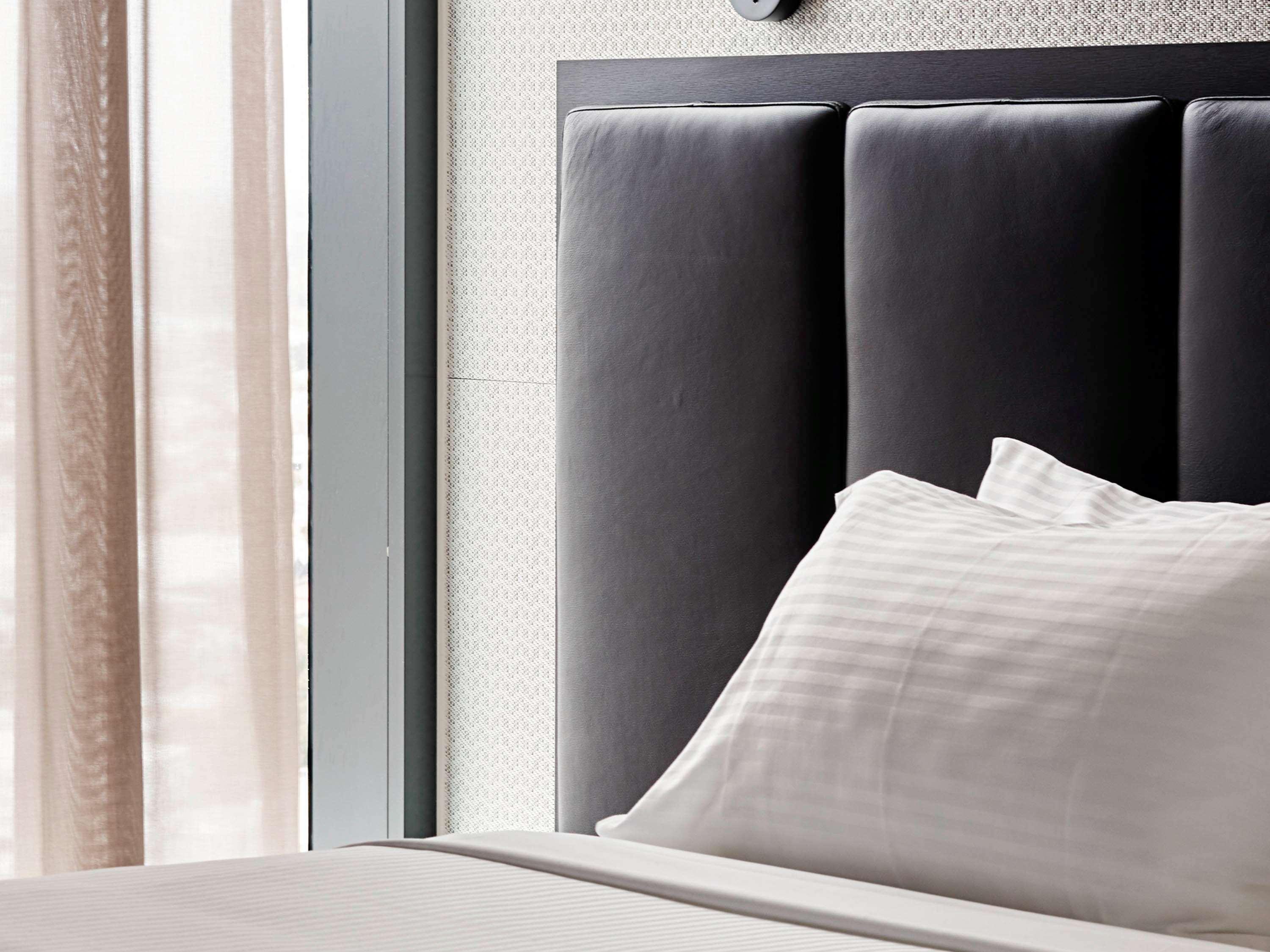 Double Deluxe King Bed