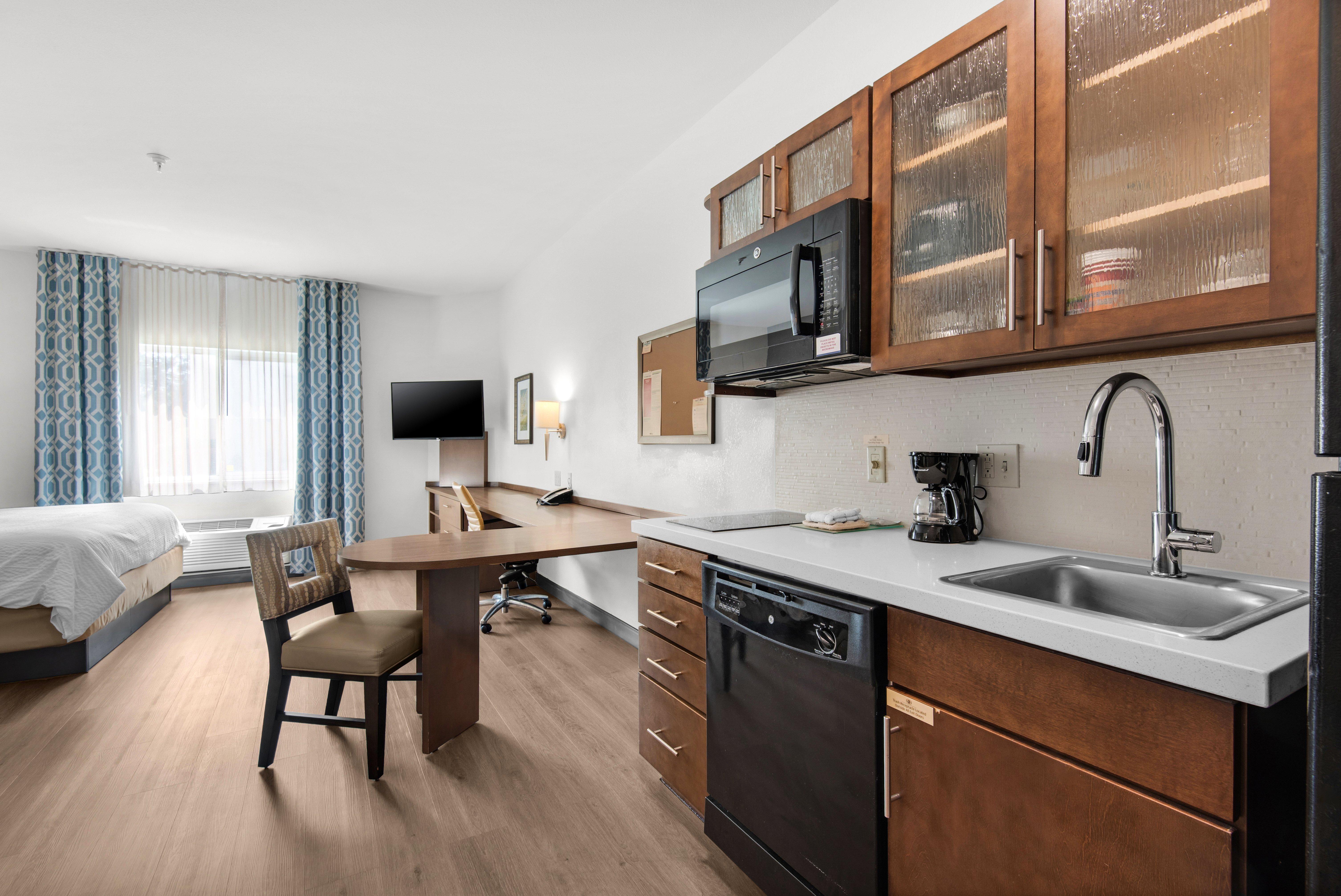 Studio Queen Size Bed