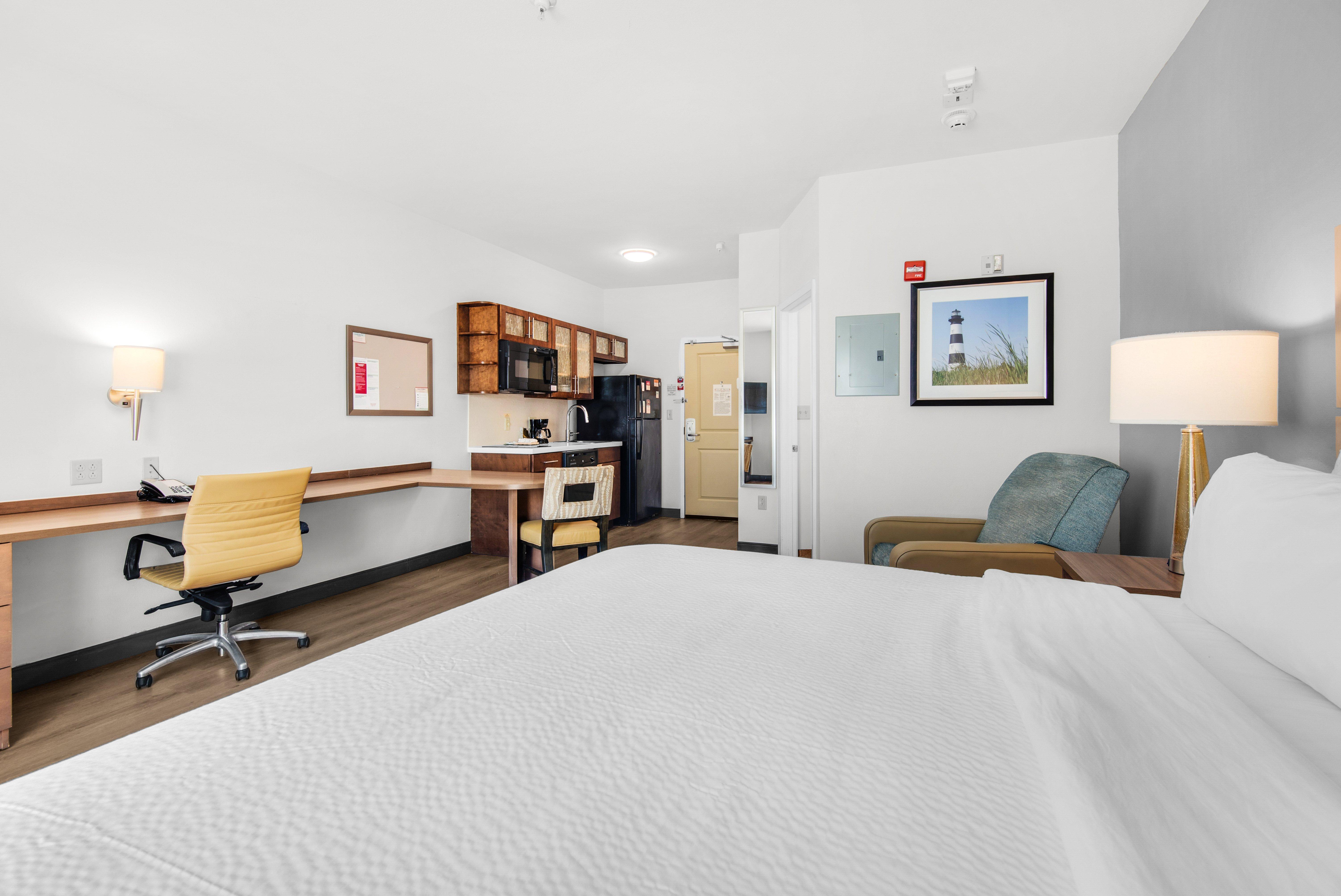 Studio Queen Size Bed