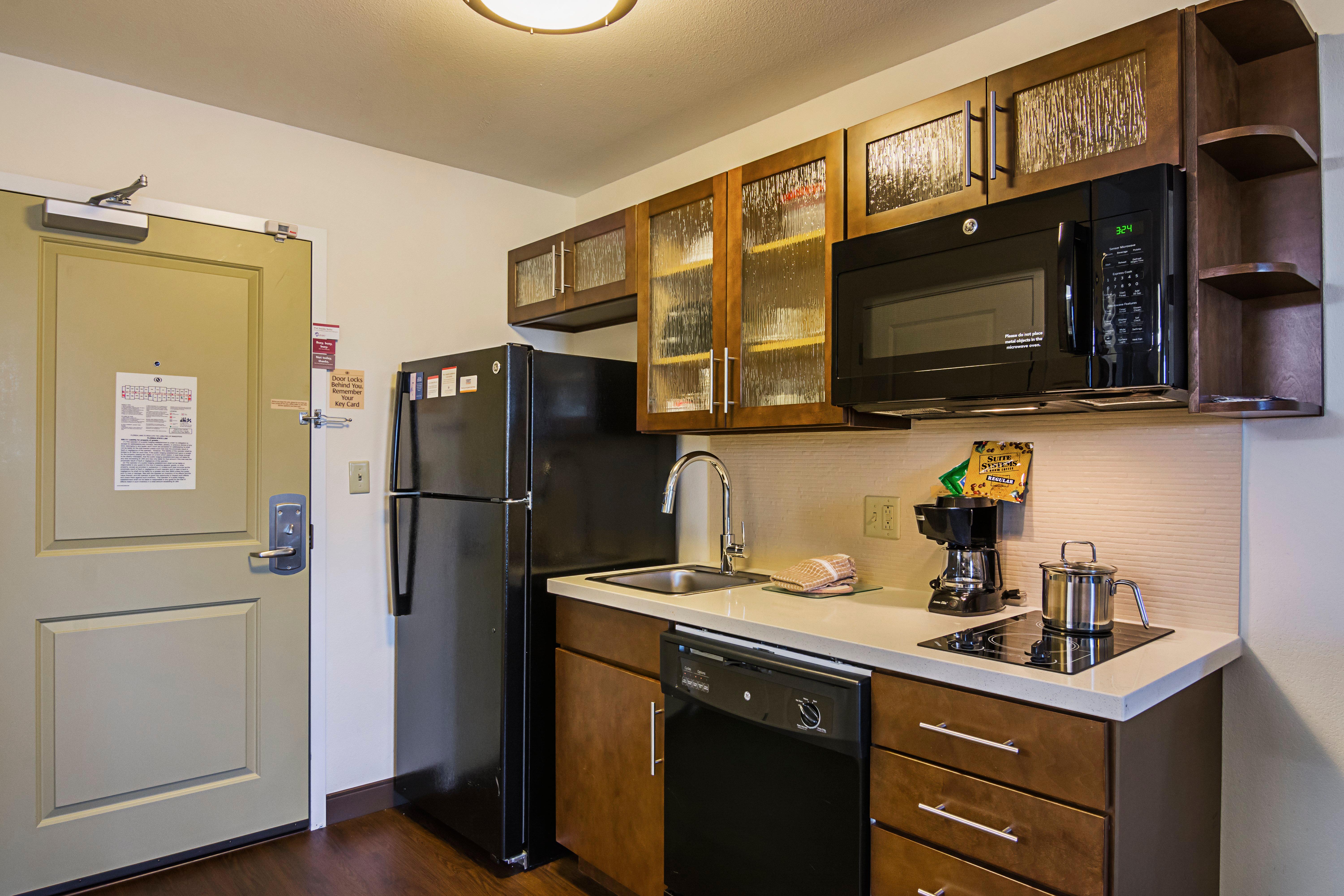 Suite Queen Size Bed