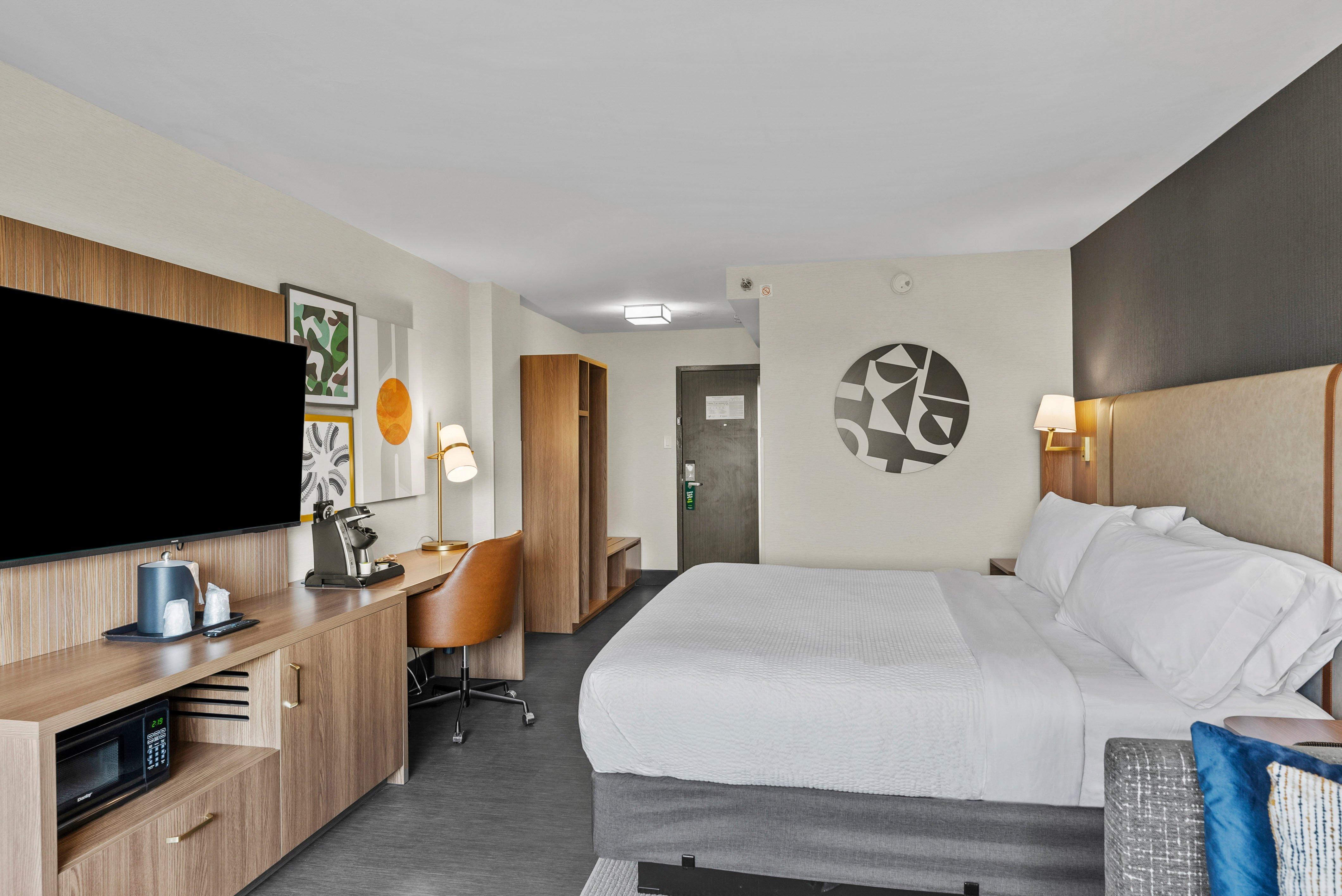 Double Accessible King Size Bed