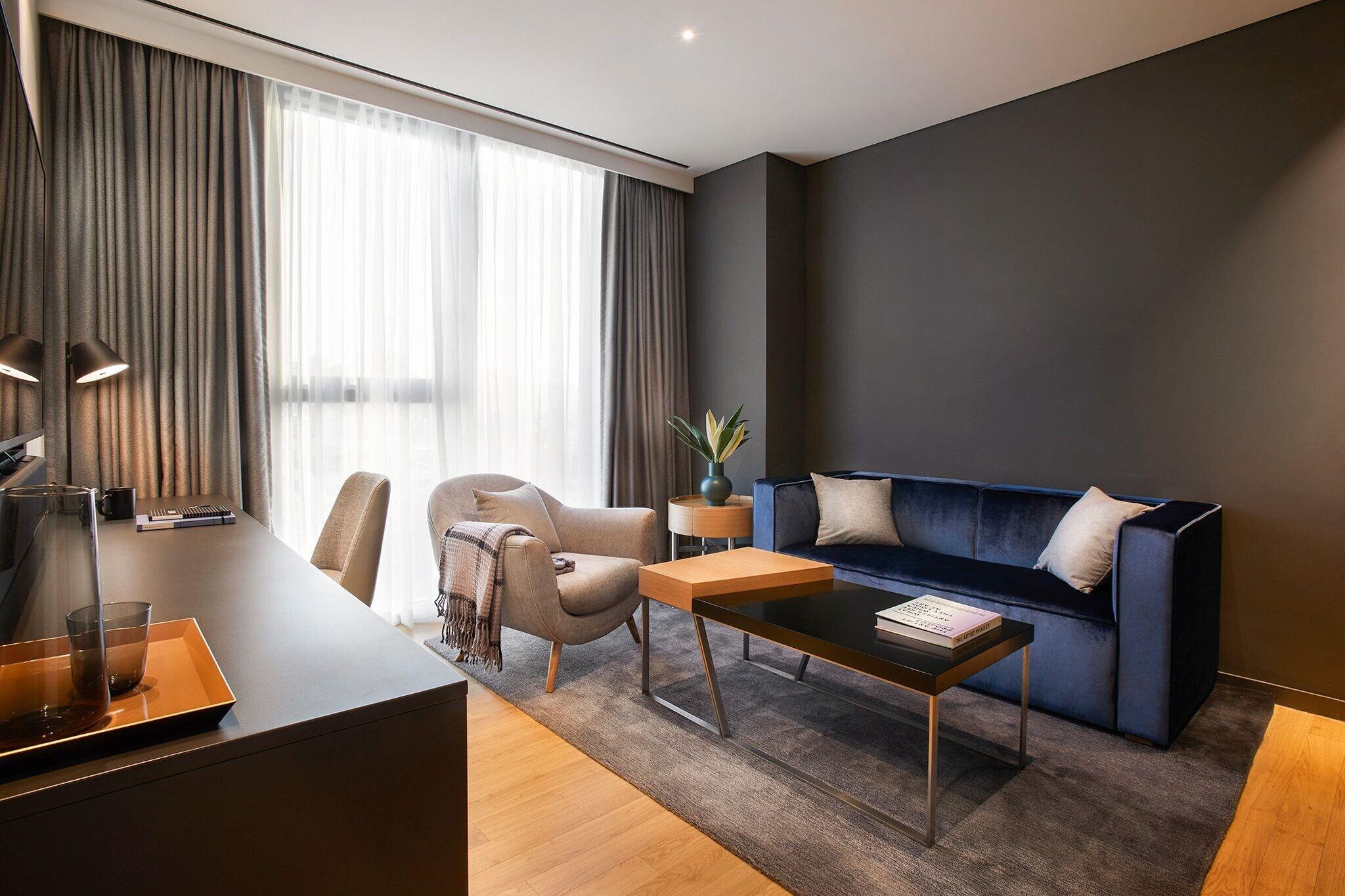 Suite Queen Size Bed