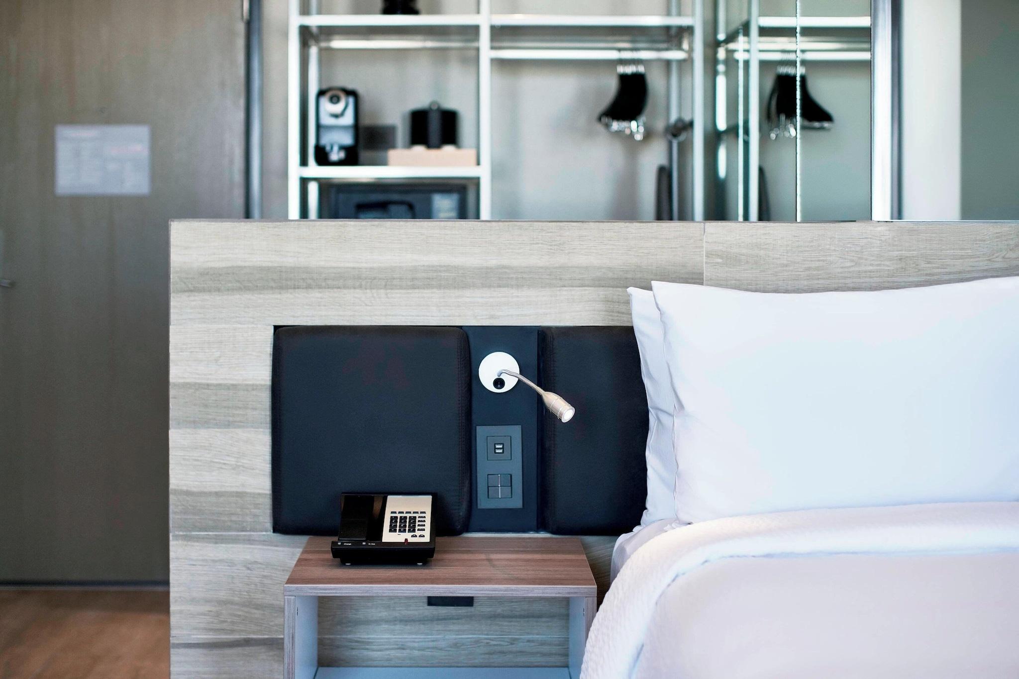 Double City View King Bed