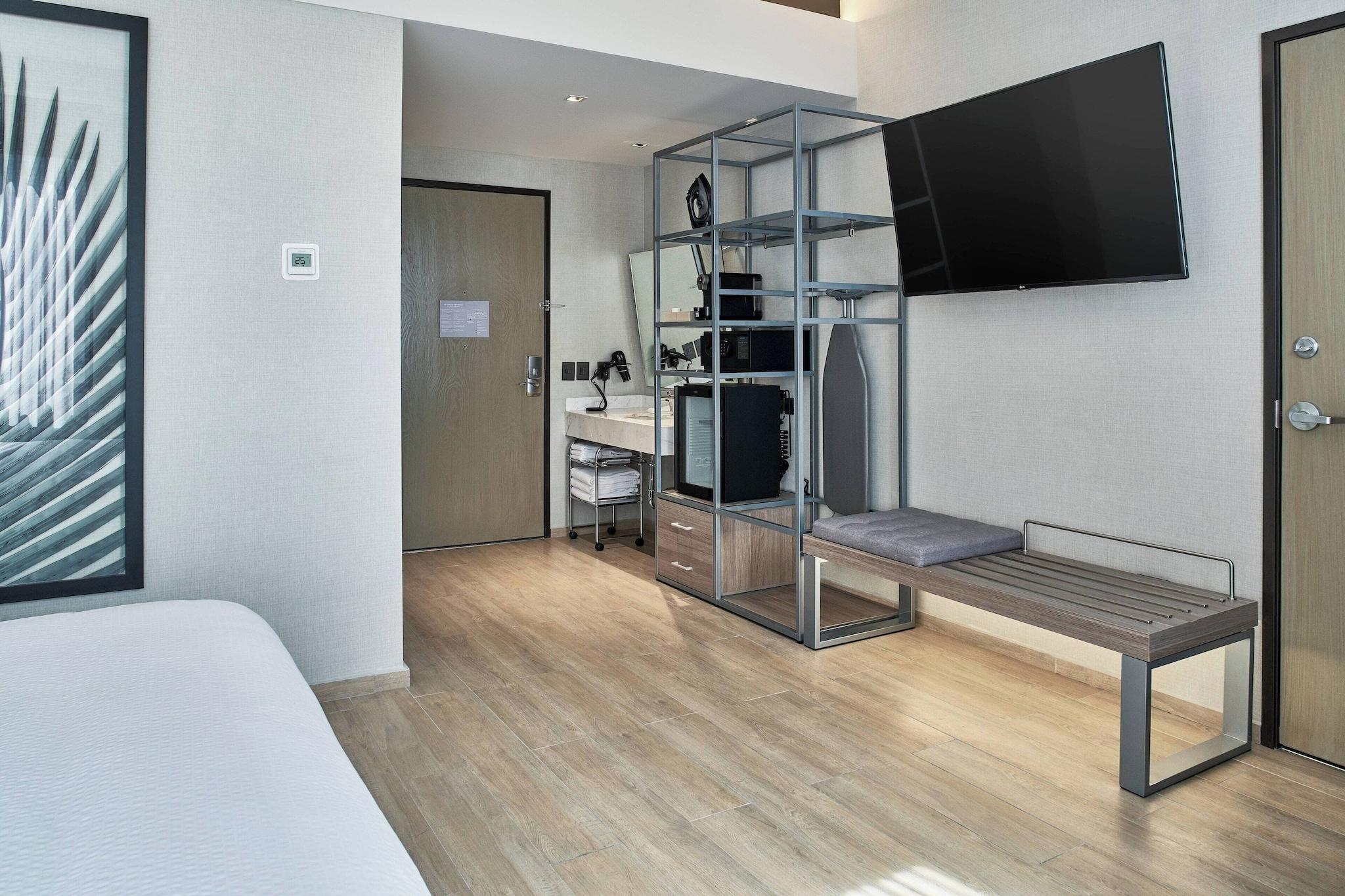 Double City View King Bed