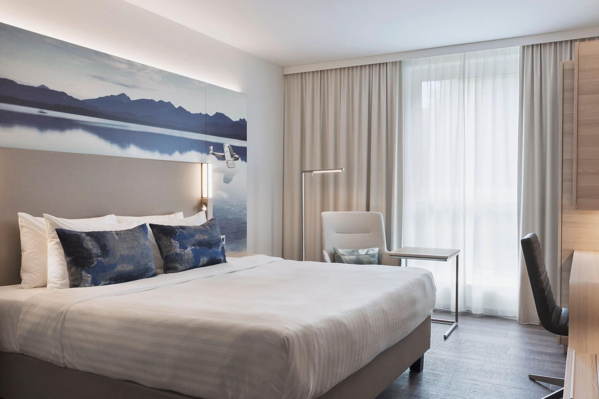 Double Deluxe King Bed