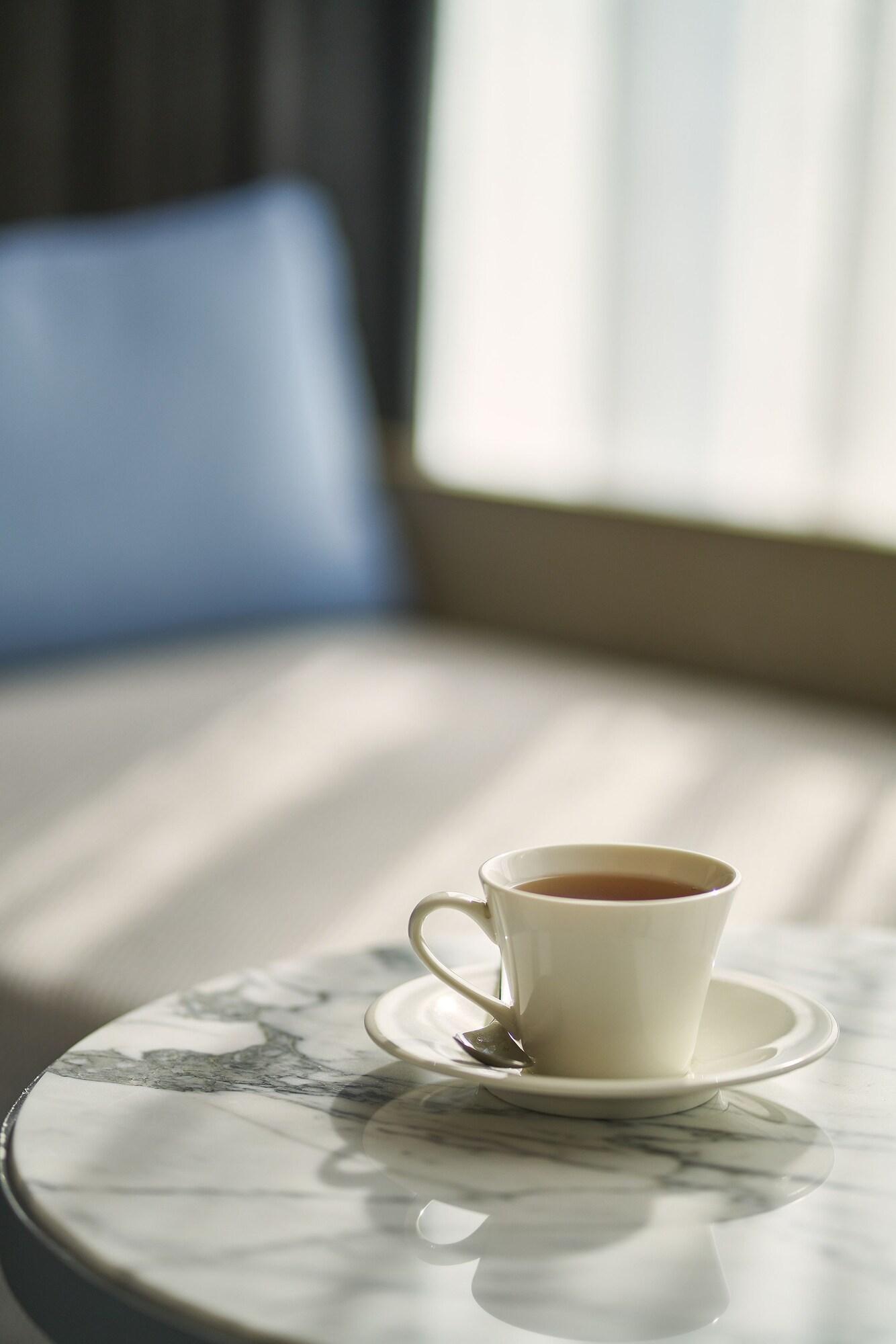 Twin Deluxe Pool View