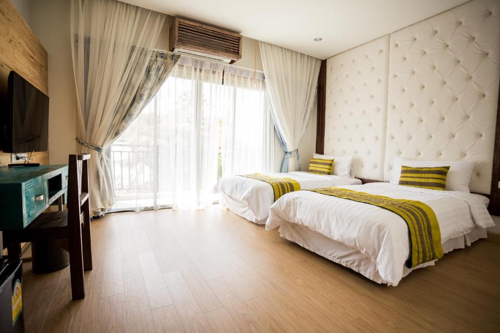 Double or Twin Deluxe