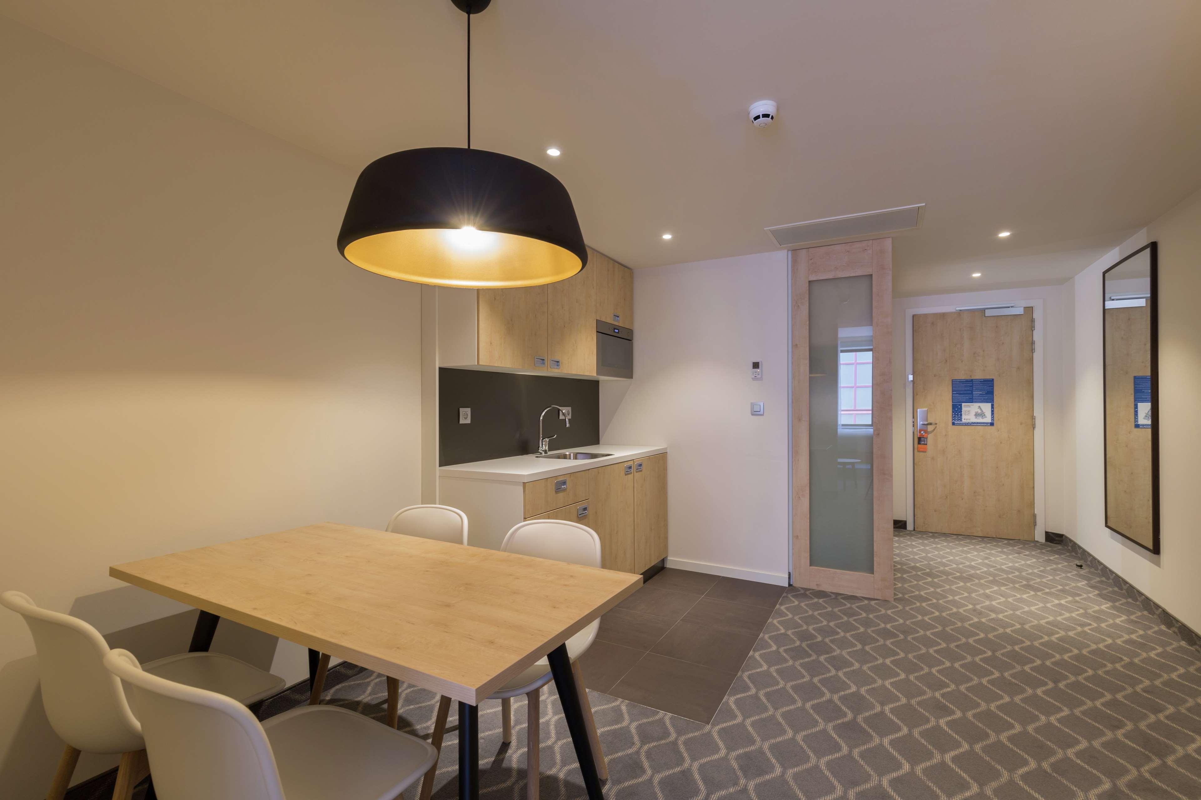 Family Room King Size Bed