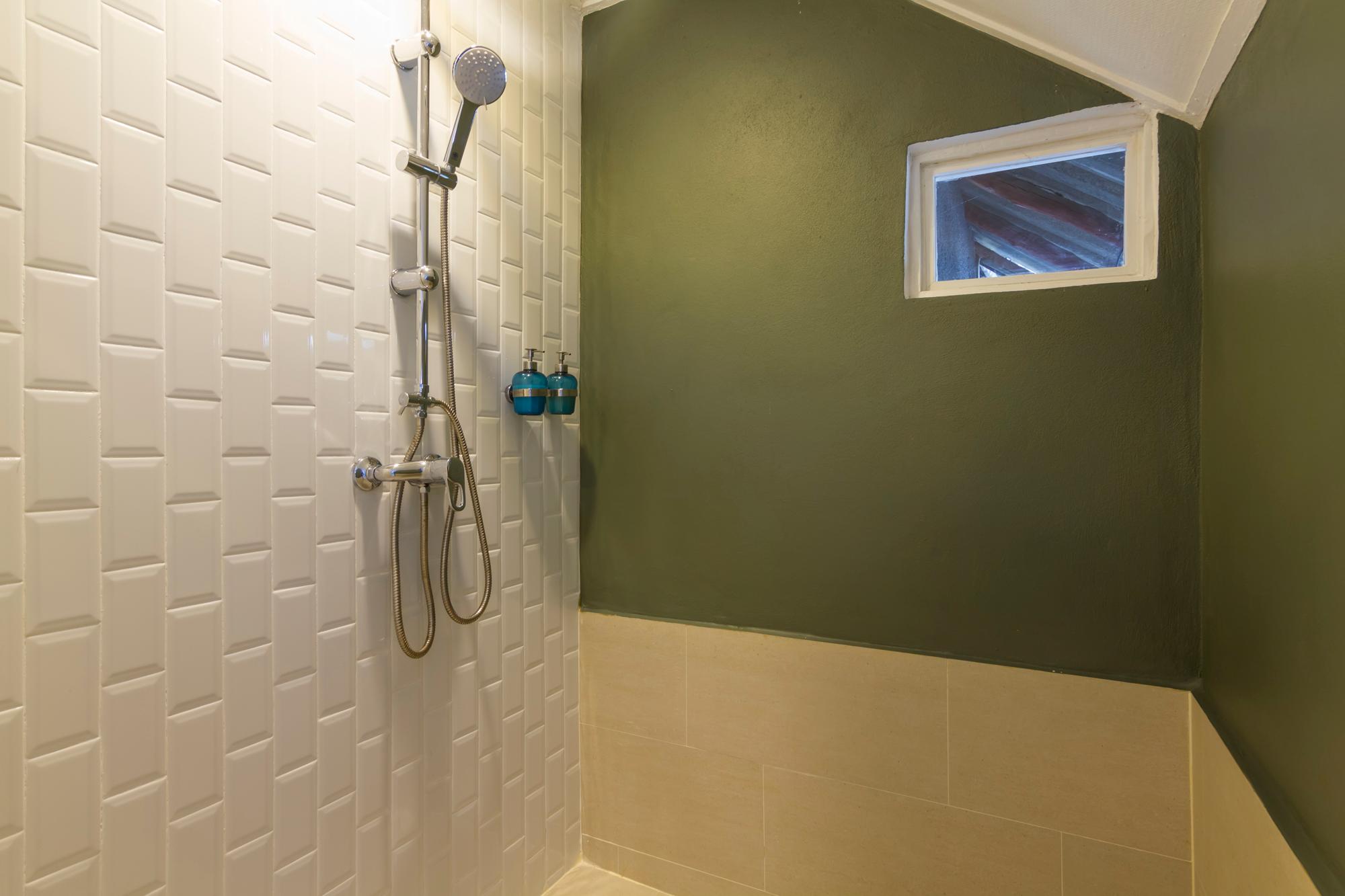 Double Deluxe Pool View