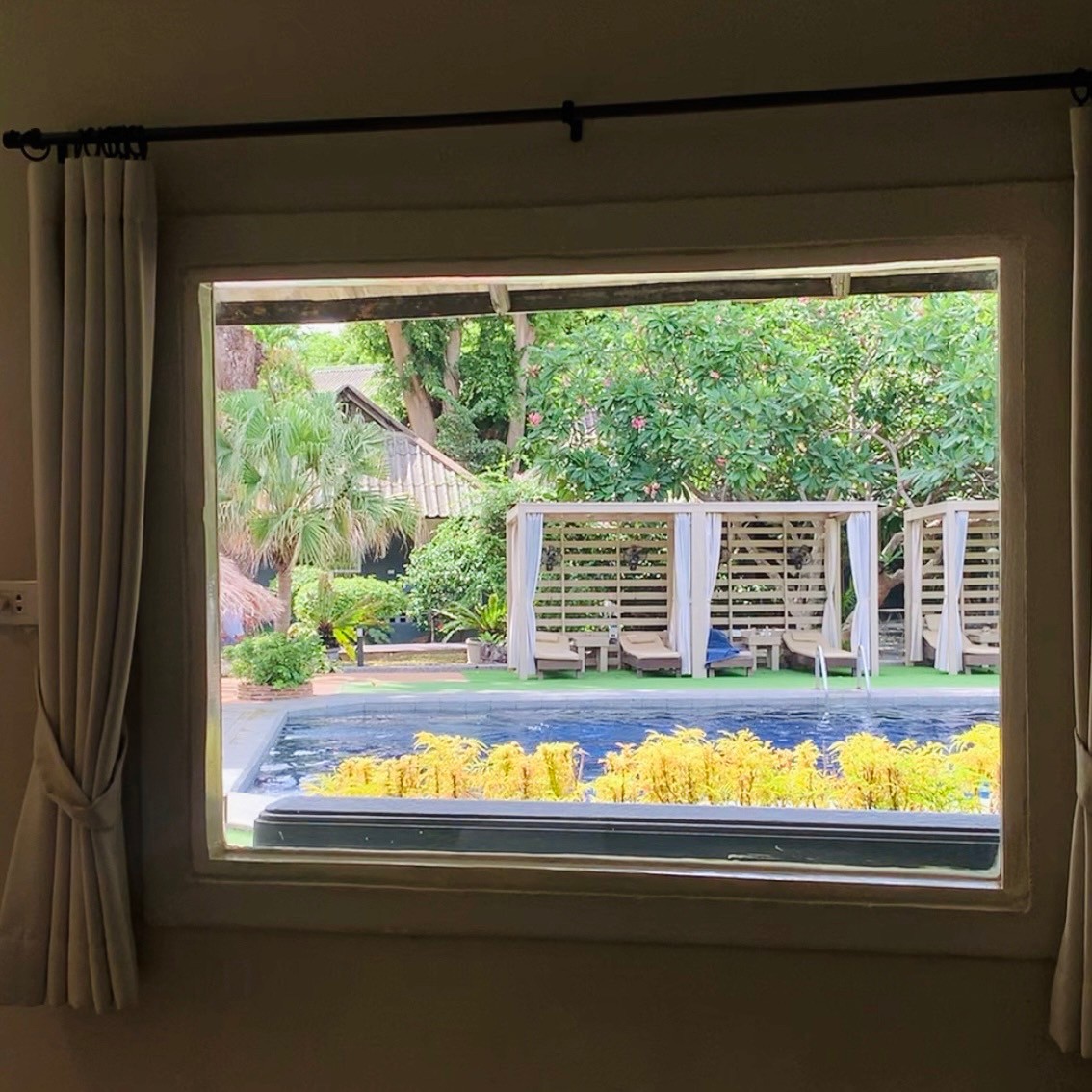 Villa Deluxe Pool View