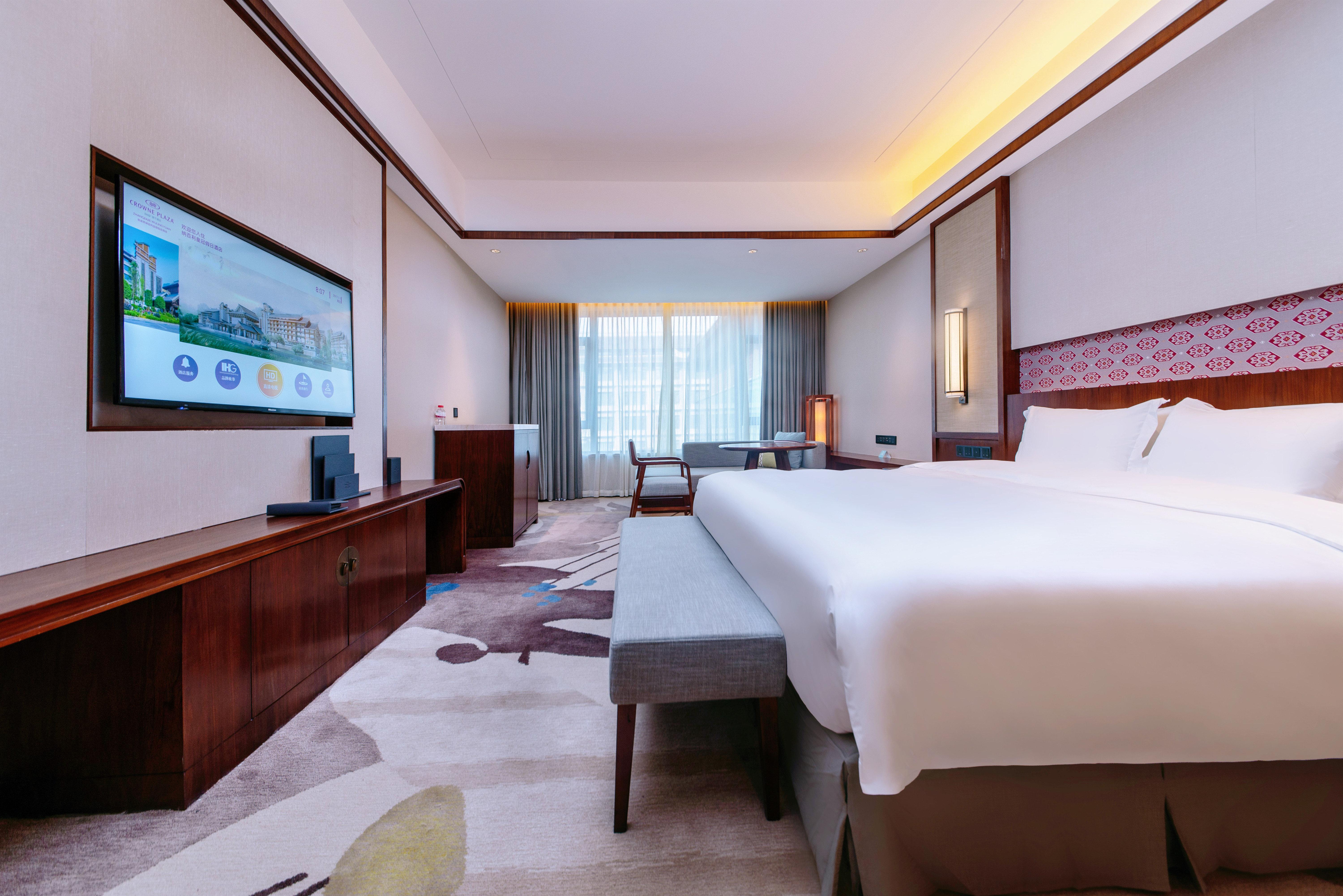 Double Executive King Bed