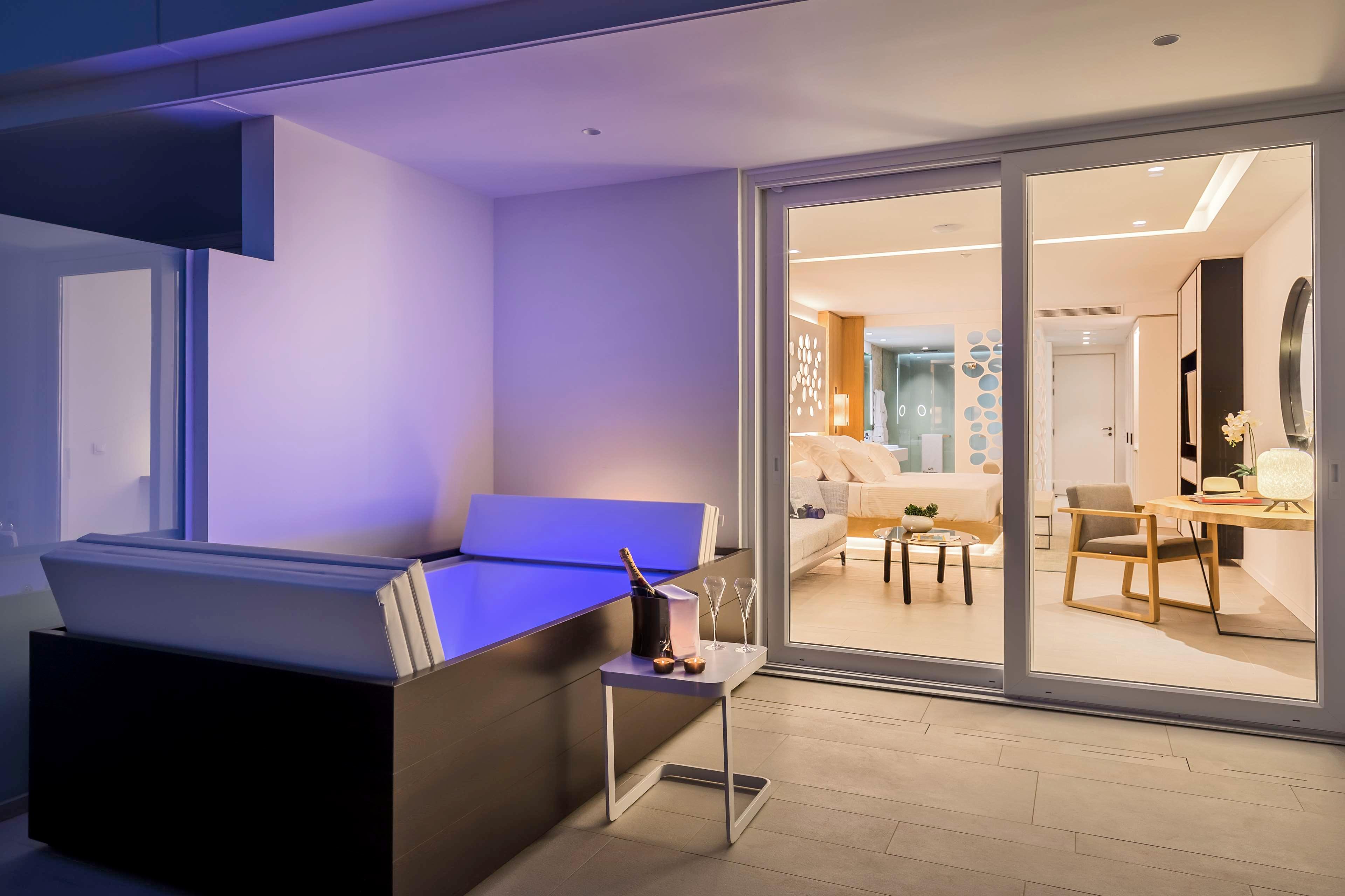 Junior Suite Ocean Front