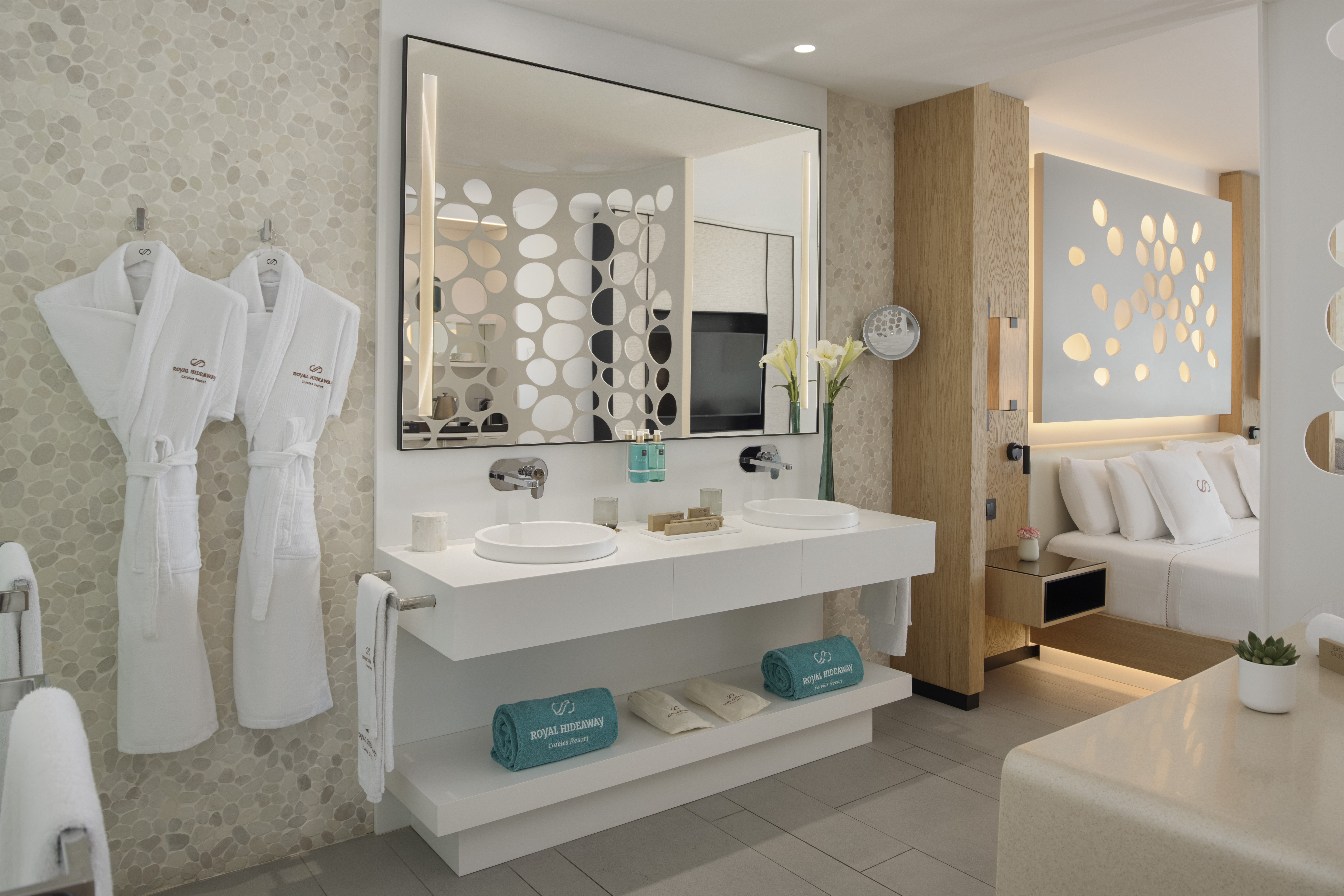 Junior Suite Ocean Front