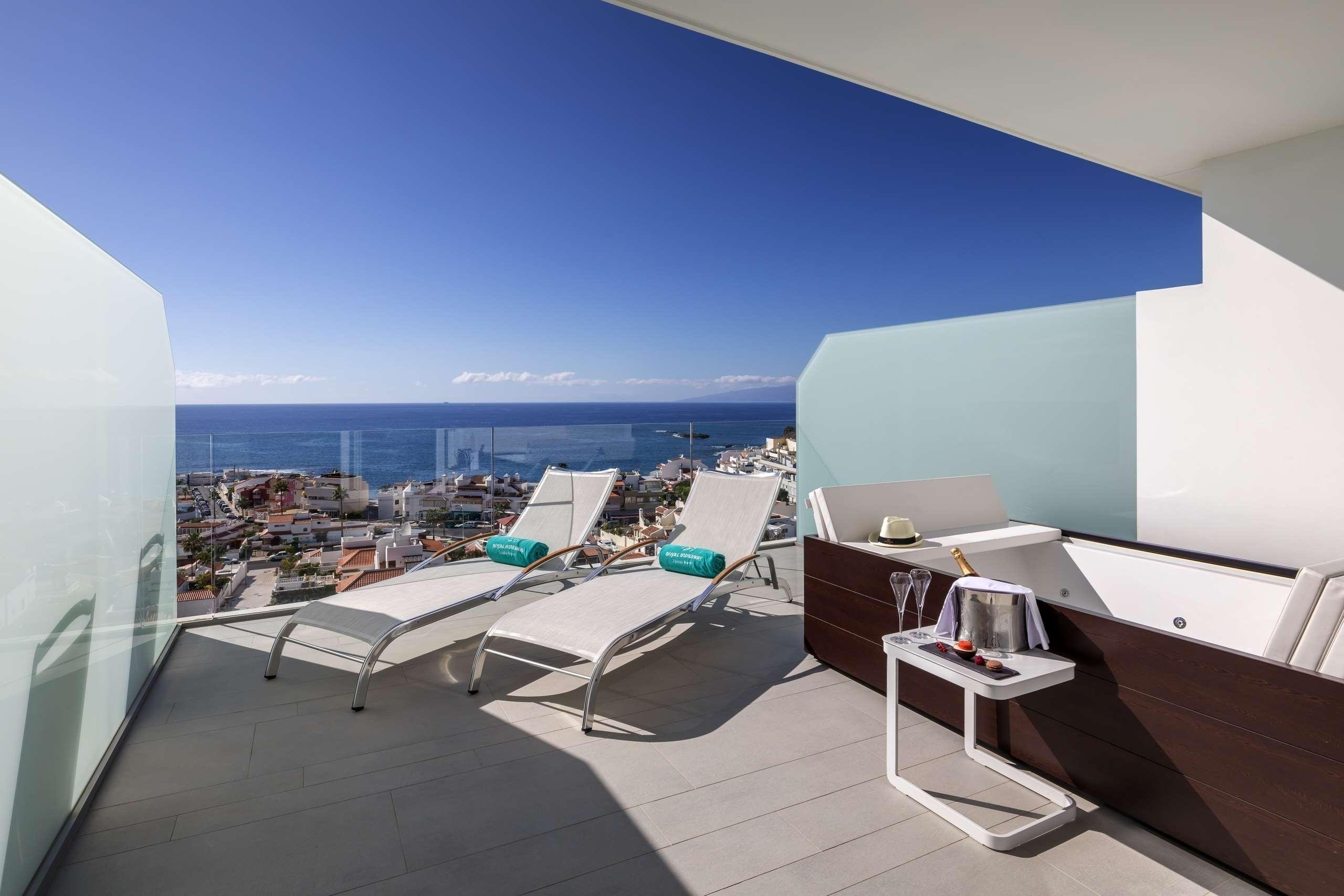 Junior Suite Ocean Front