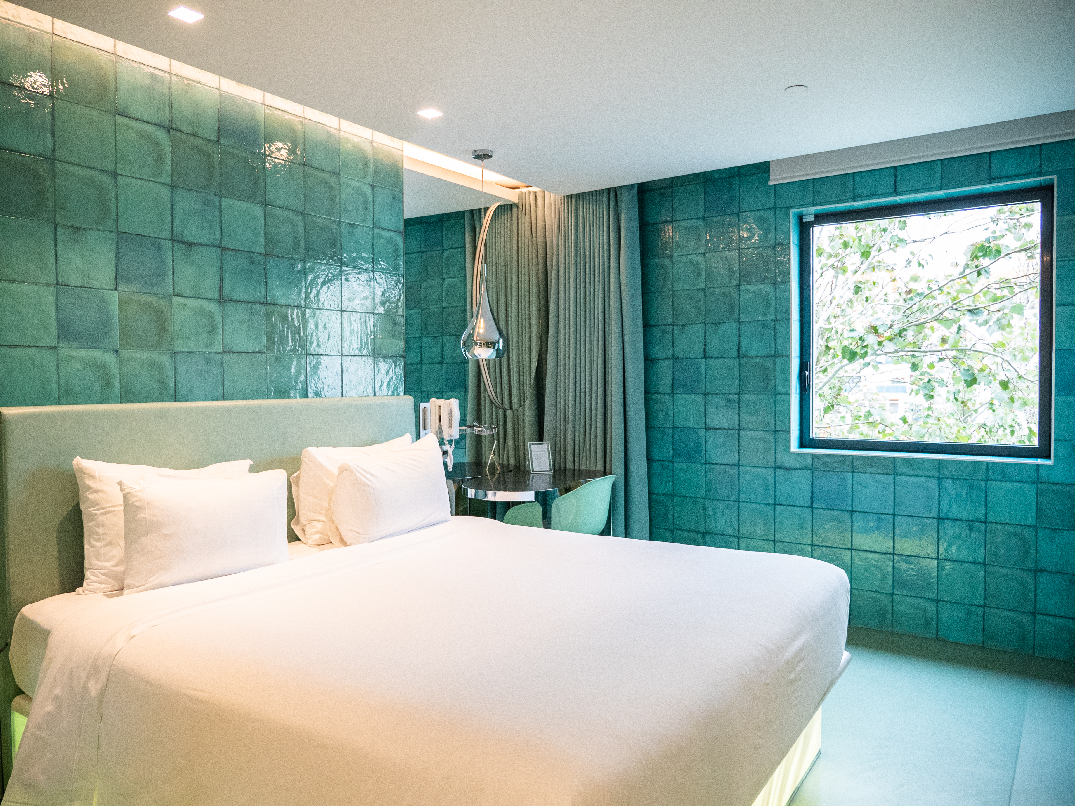 Double Single Superior