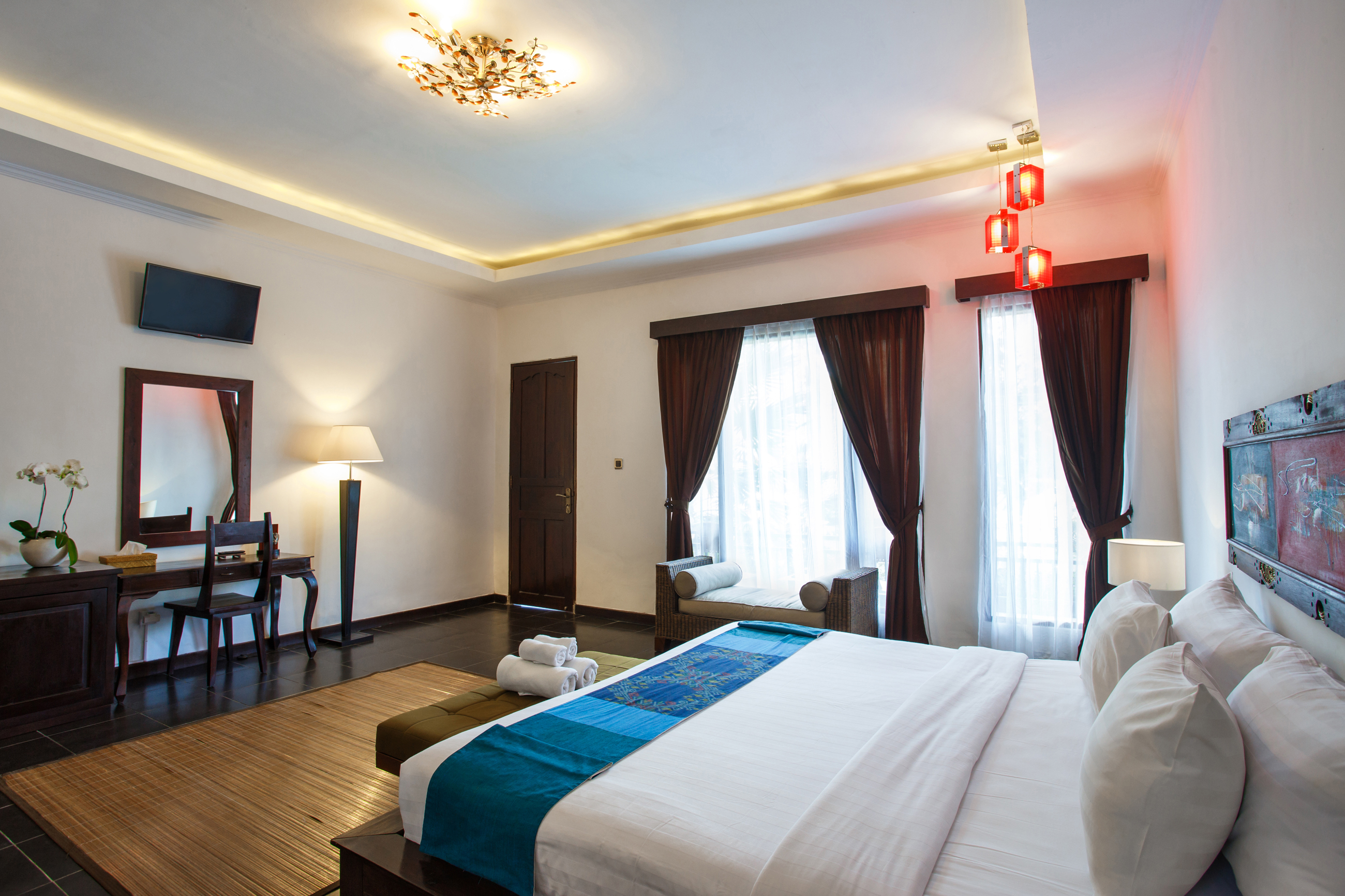 Double or Twin Deluxe Pool View