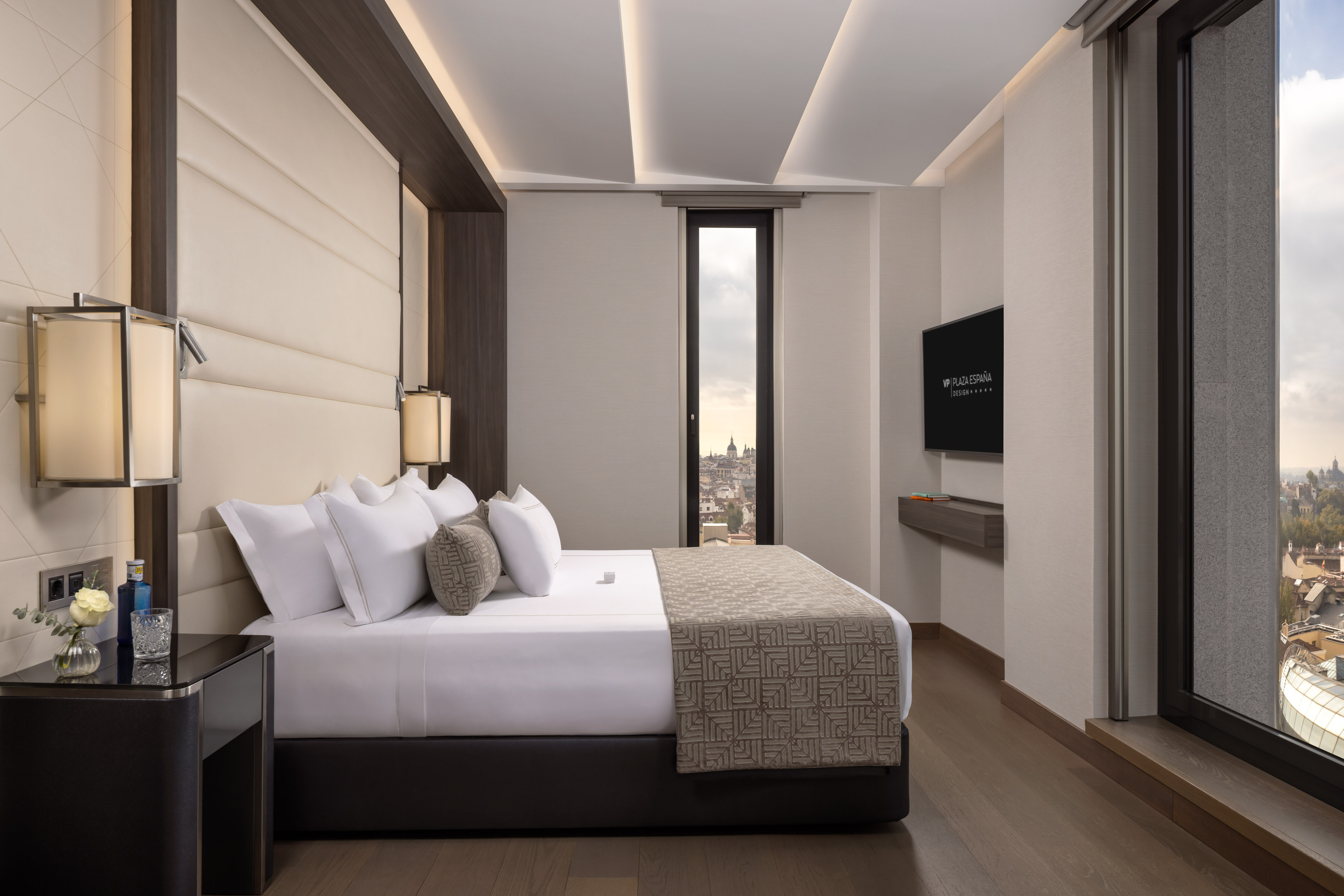 Suite Capacity 1