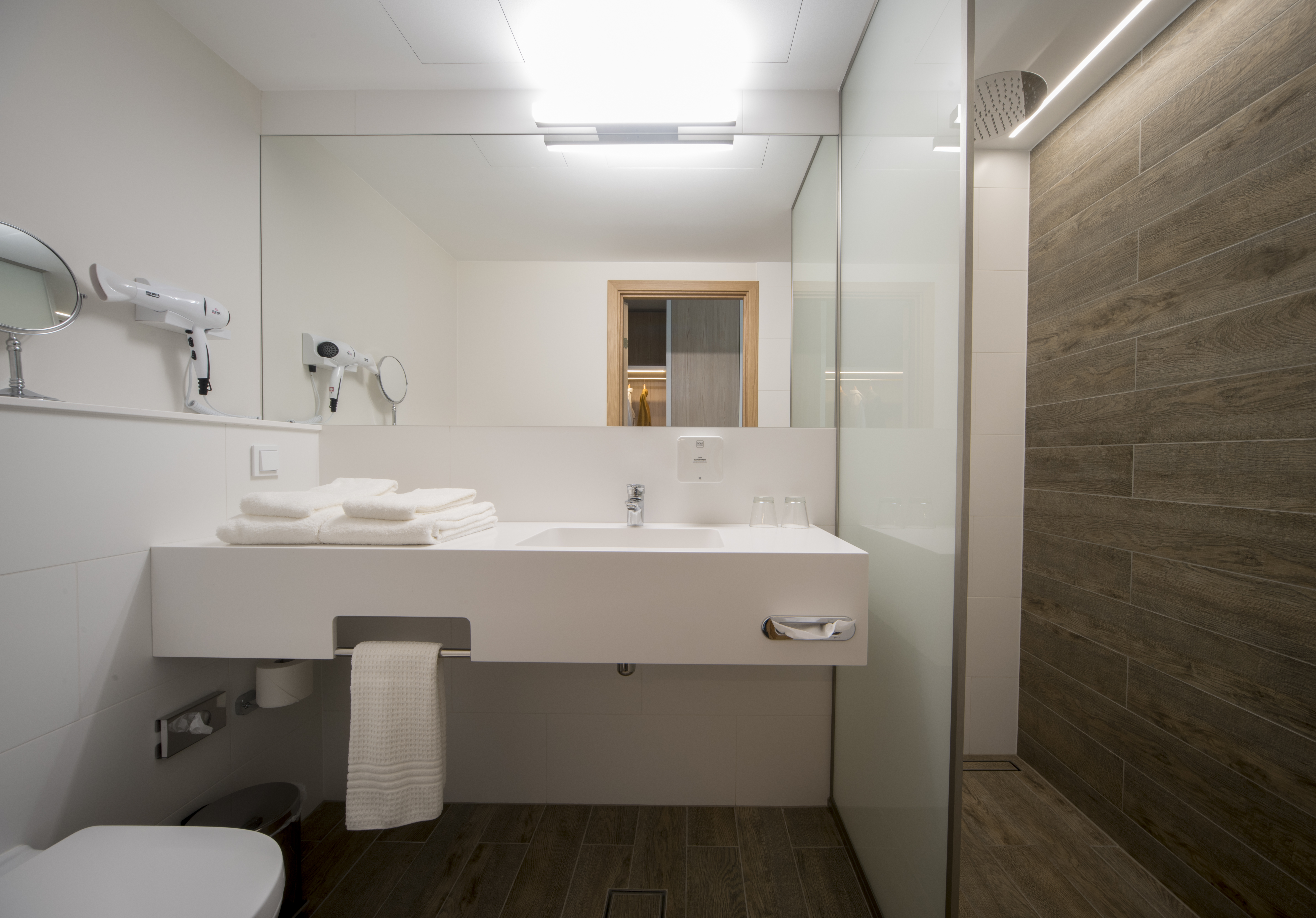 Double or Twin Standard