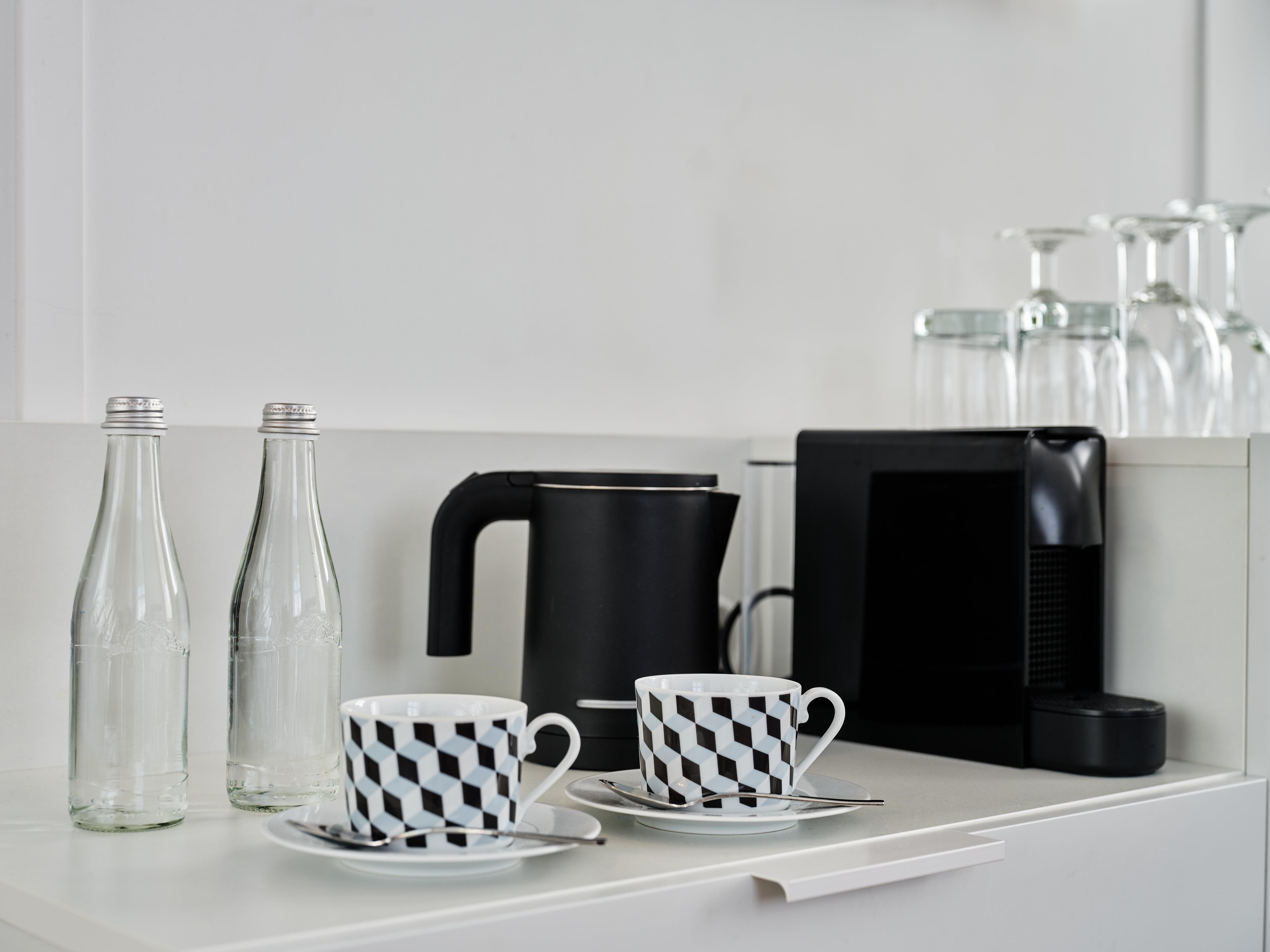 Double Queen Size Bed