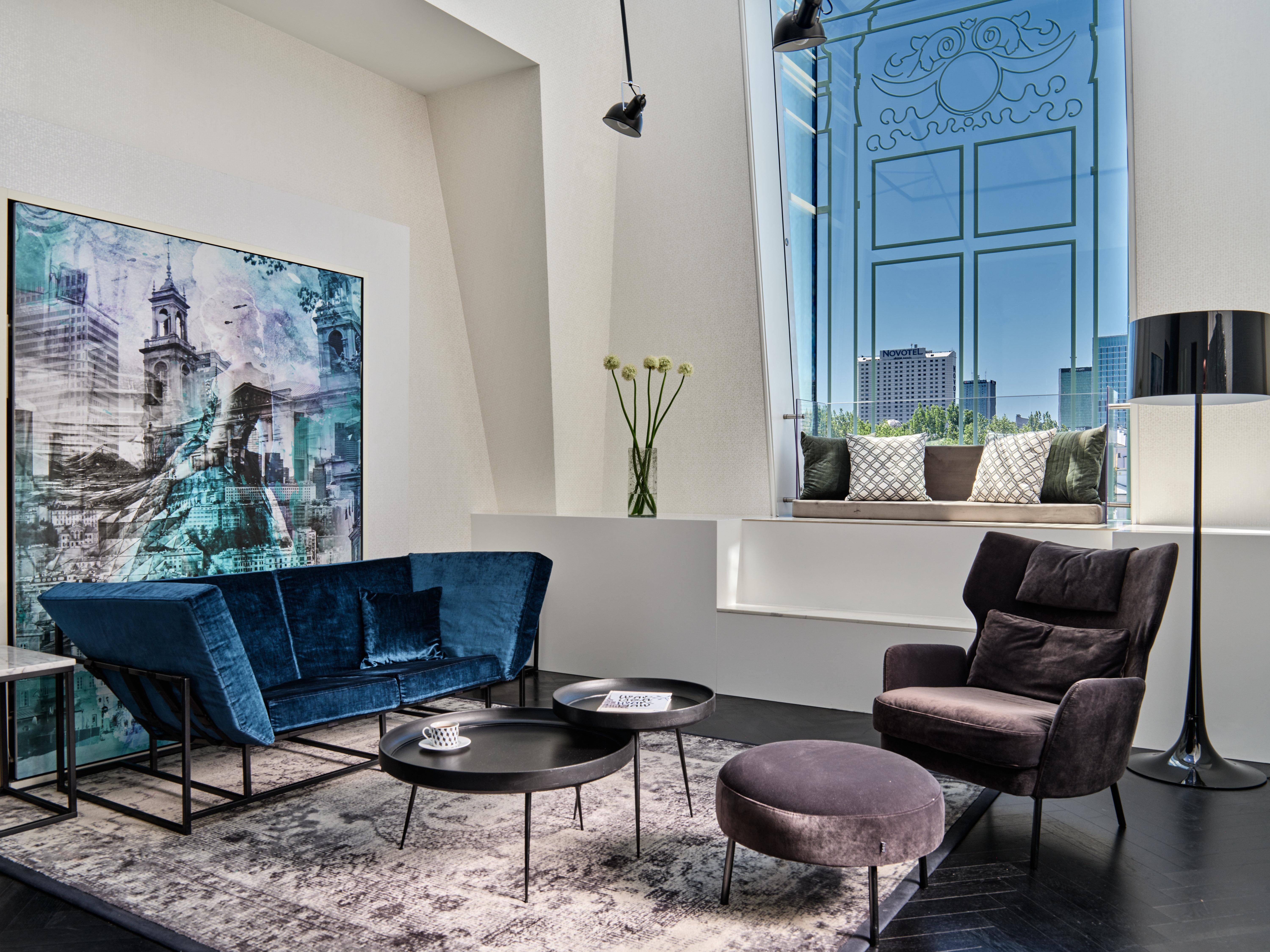 Suite City View Queen Bed