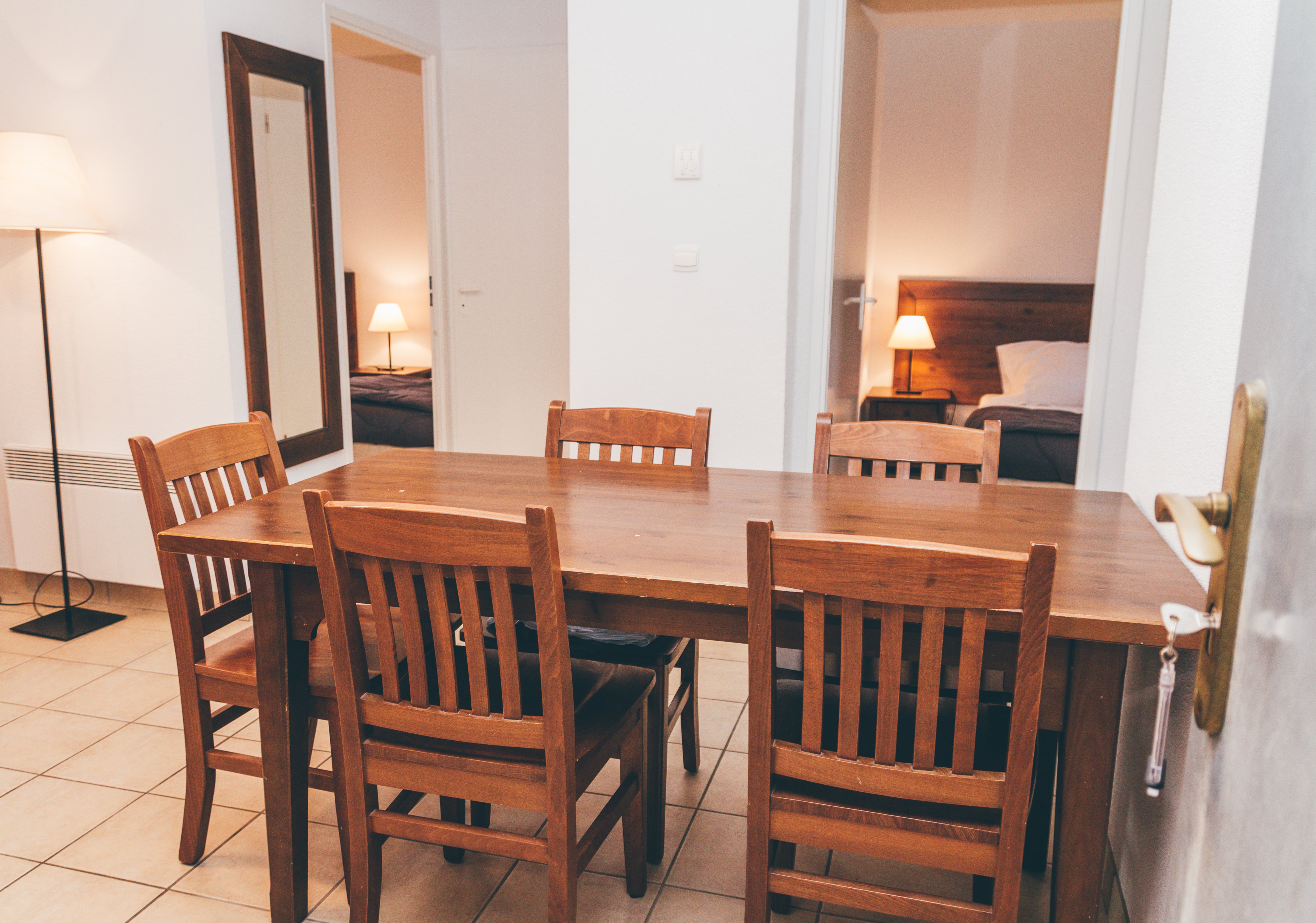 Apartment Capacity 8