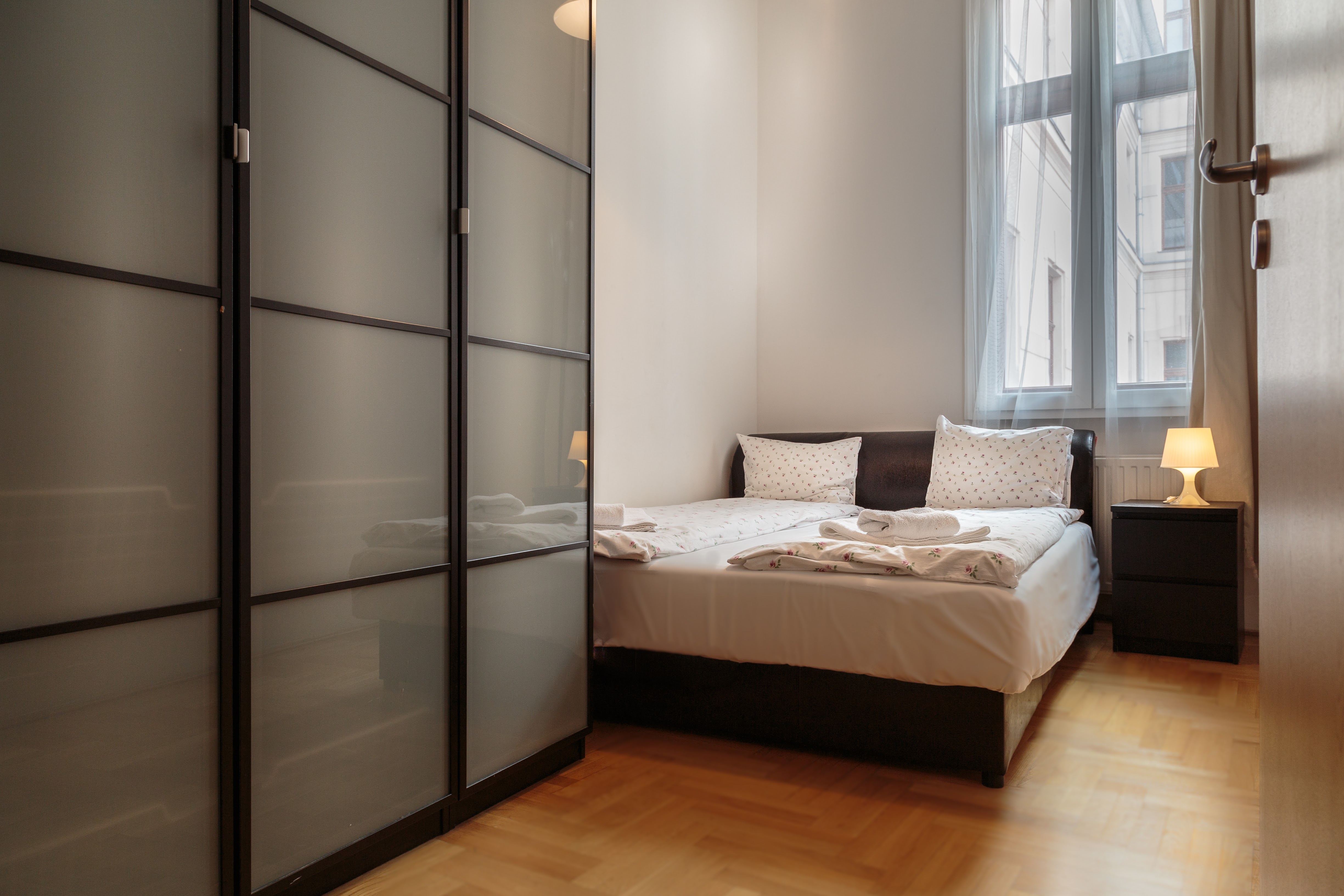 Apartment Capacity 6 Two Bedrooms