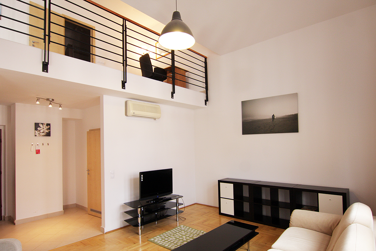 Apartment Capacity 6 Three Bedroom