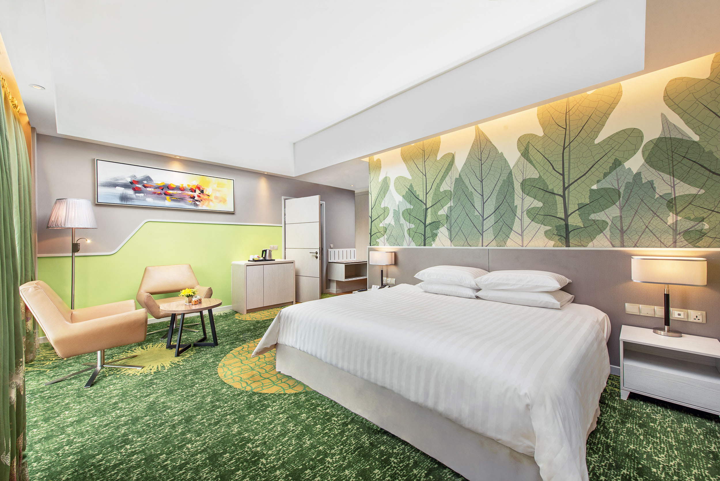 Suite King Size Bed