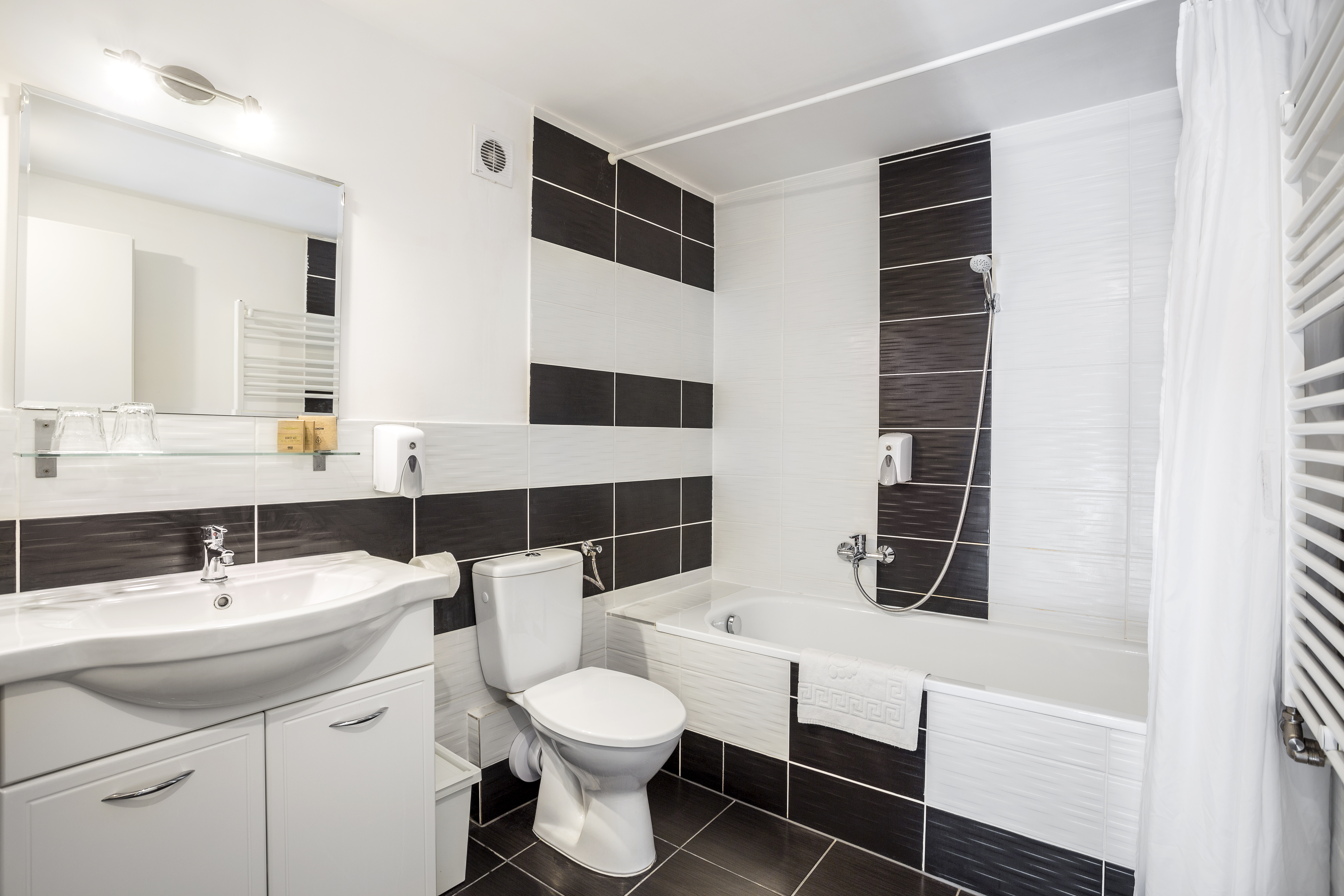 Double or Twin Deluxe