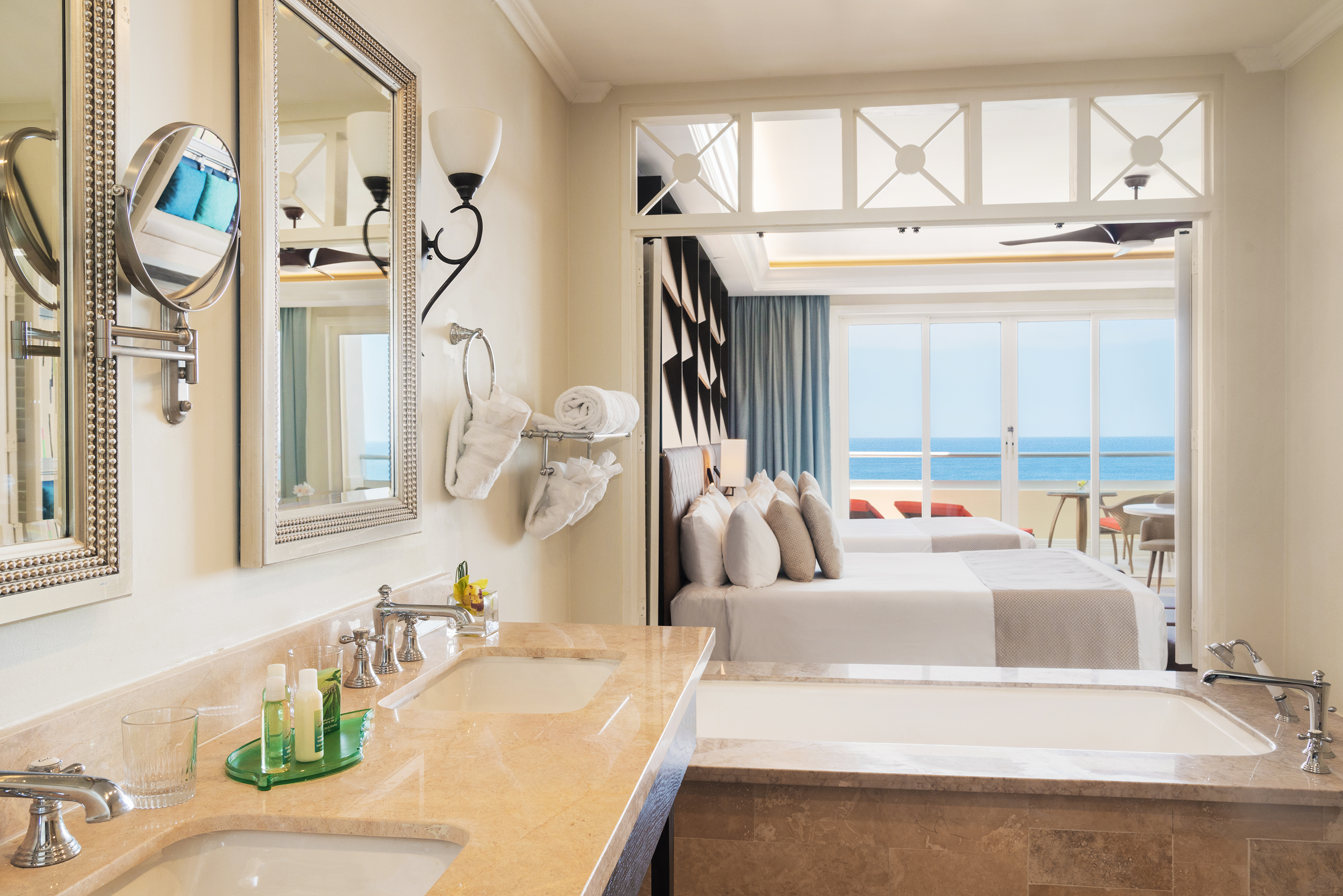 Junior Suite Ocean Front Two Double Beds