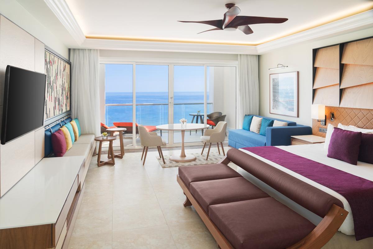 Junior Suite Ocean Front