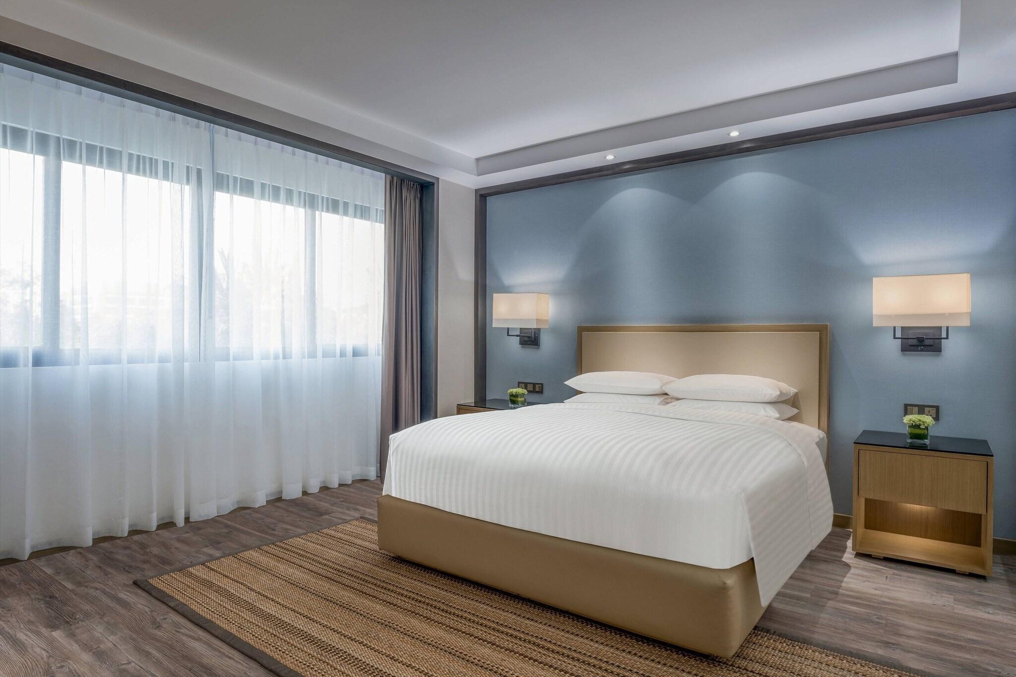 Double Executive King Bed