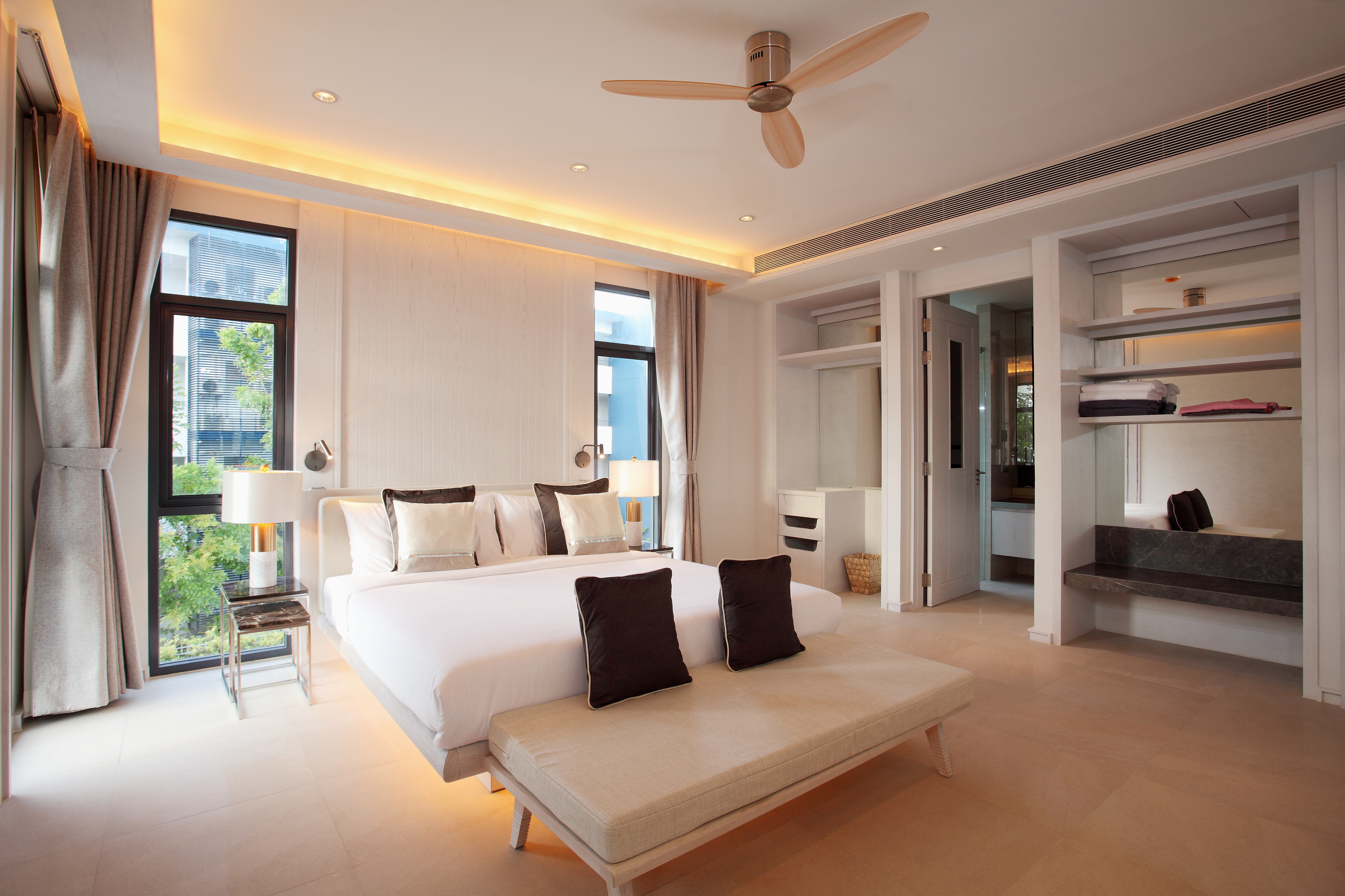 Villa Five Bedrooms with Private Pool