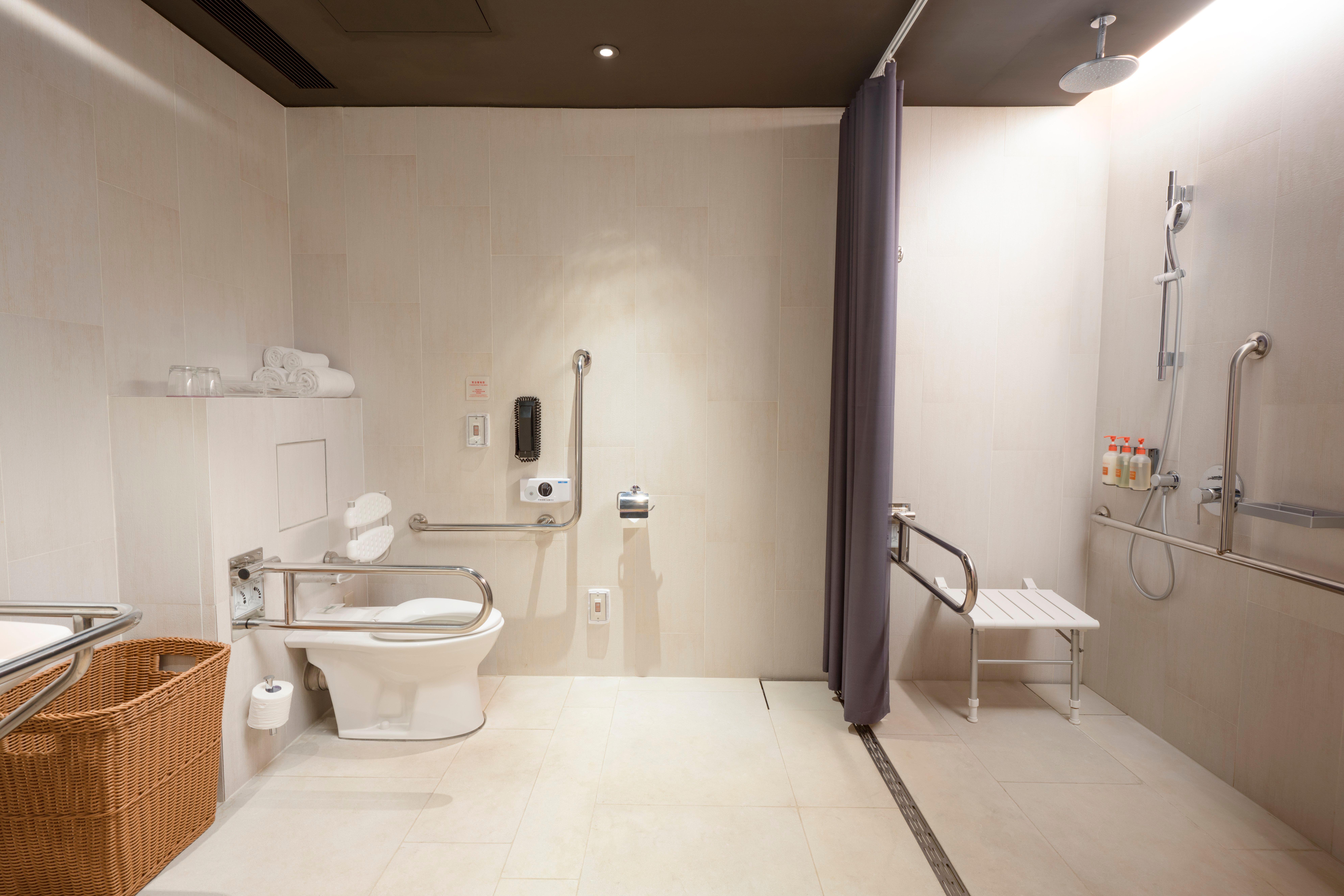 Double Accessible King Size Bed