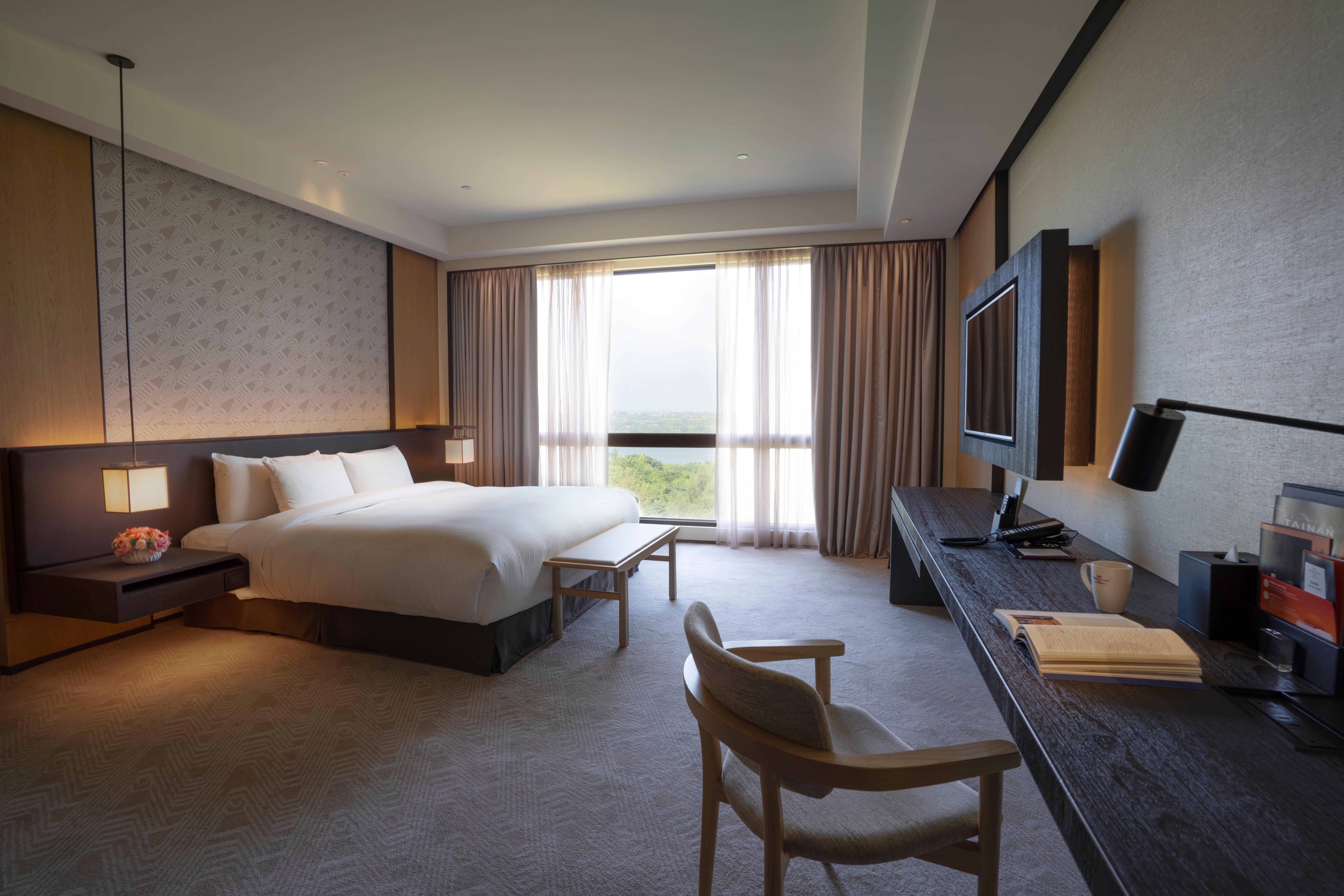 Double Accessible King Size Bed