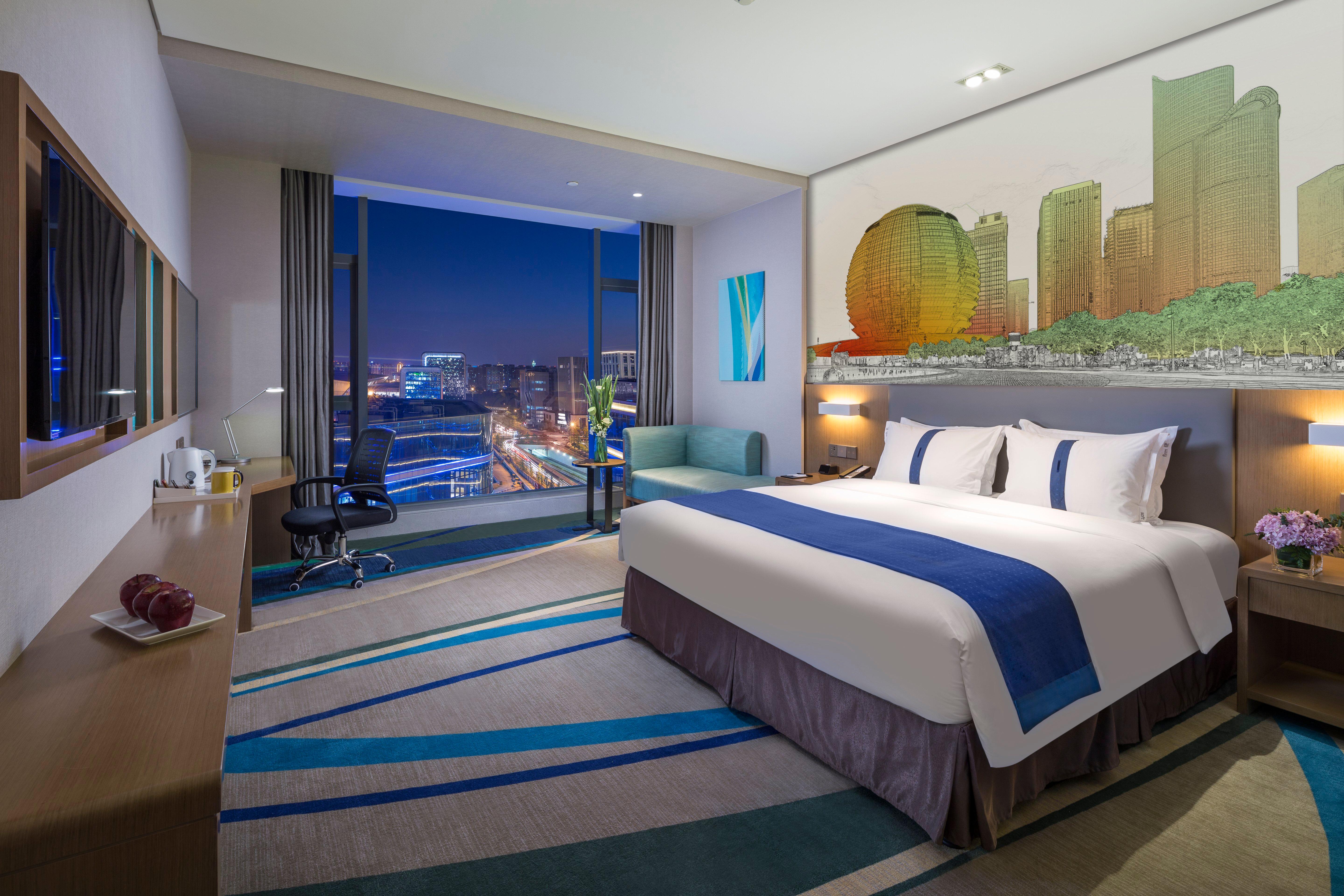 Double King Size Bed